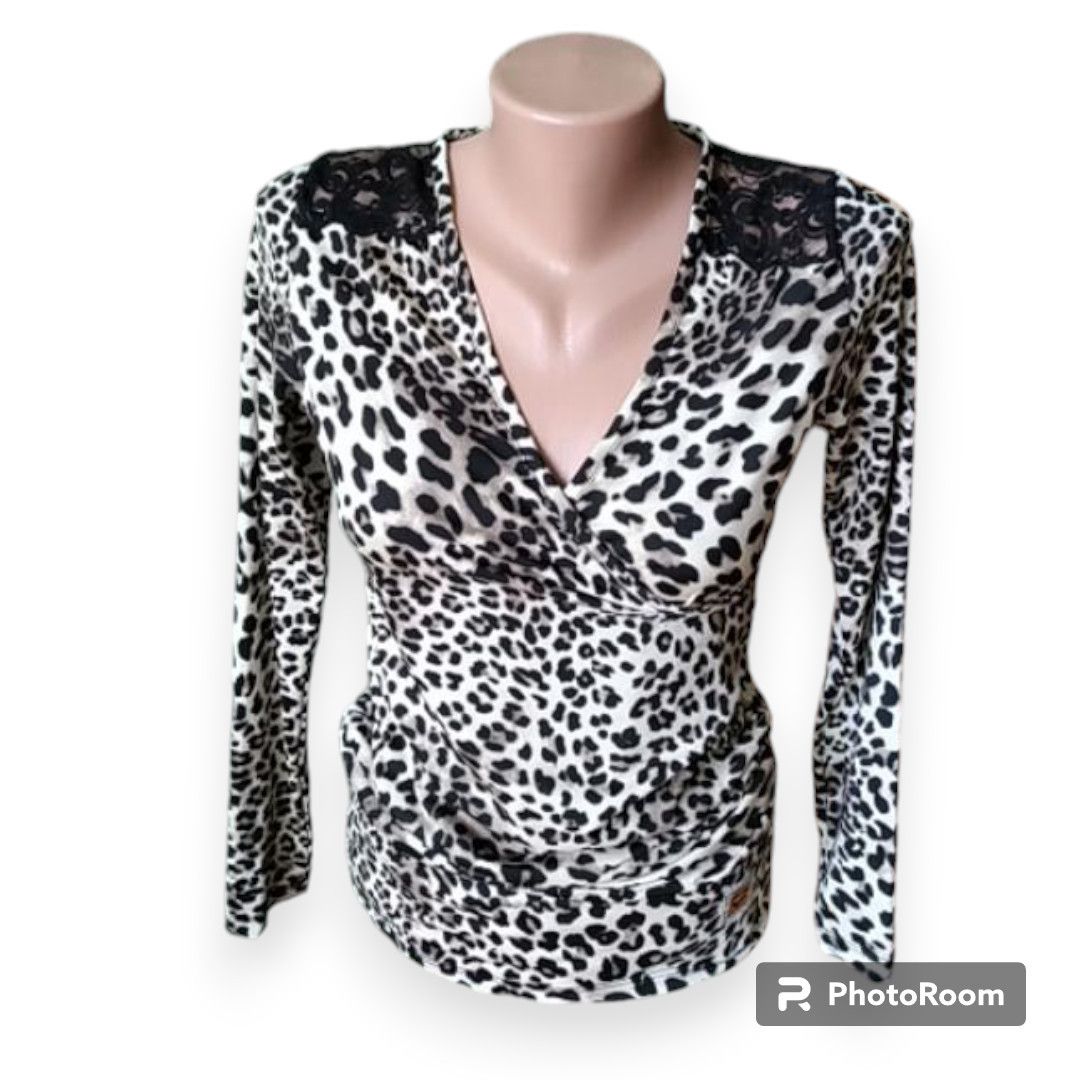 Japanese Brand leopard jumper with lace on back sz s Size M / US 6-8 / IT 42-44 - 1 Thumbnail