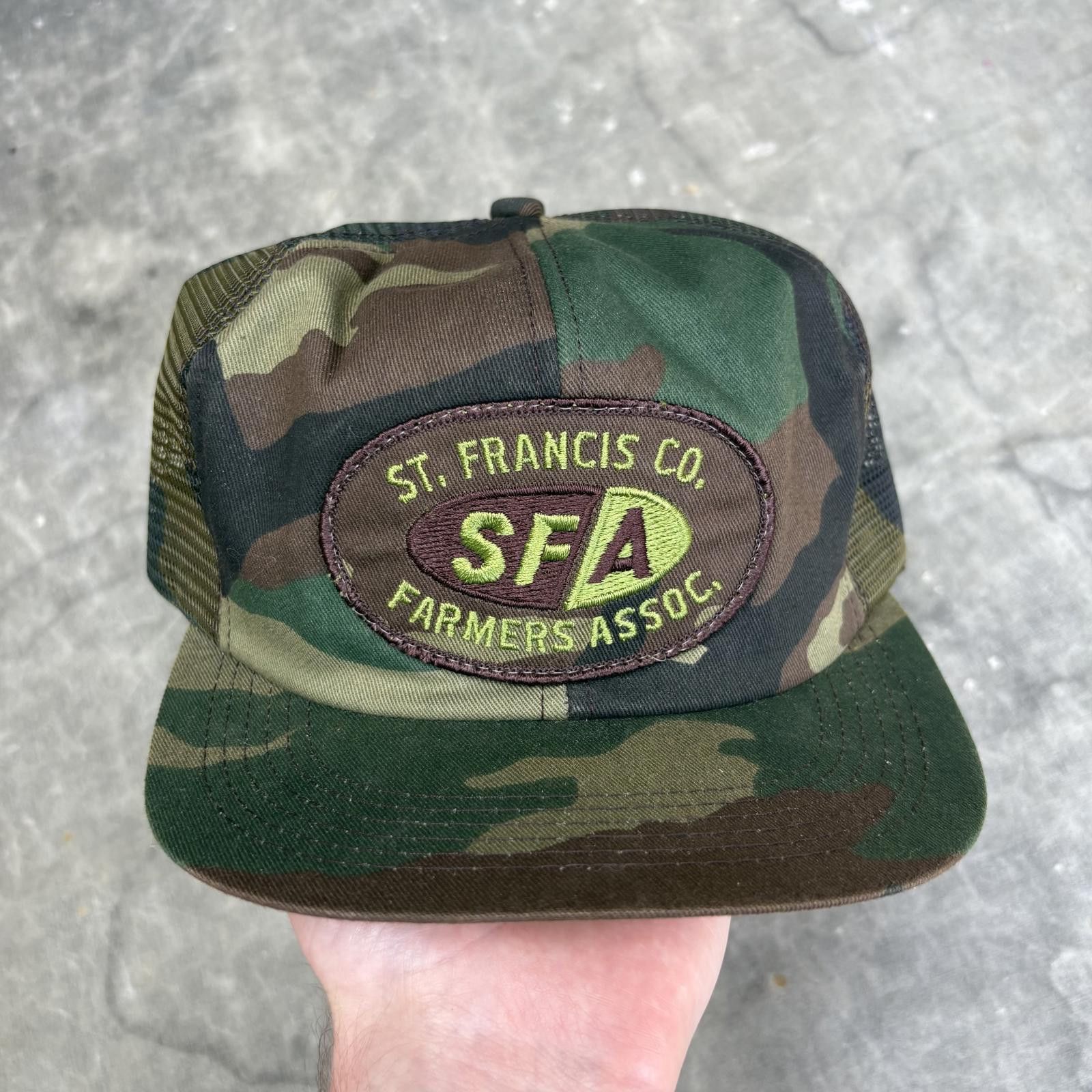 Vintage Vintage Woodland Camo SFA Farmer’s Association Trucker Hat Size ONE SIZE - 1 Thumbnail