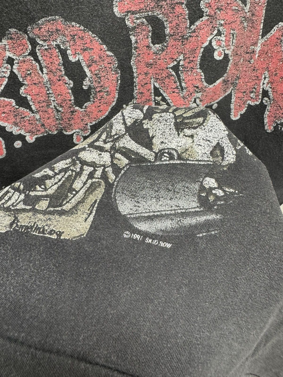 Band Tees Skid Row vintage t-shirt 1991 single stich Xl rock band Size US XL / EU 56 / 4 - 7 Thumbnail