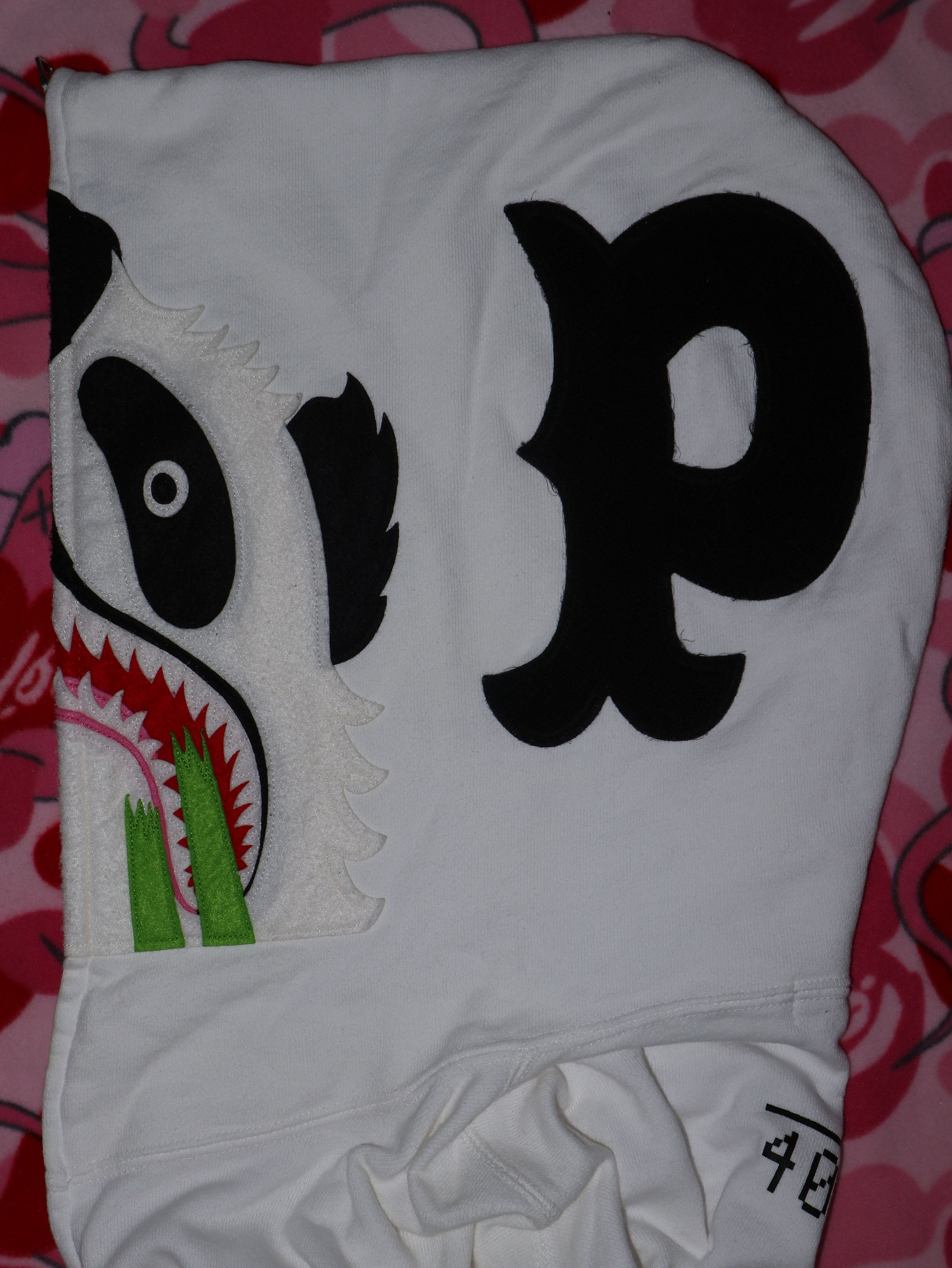 Bape A Bathing Ape Panda Hoodie Size US L / EU 52-54 / 3 - 17 Thumbnail