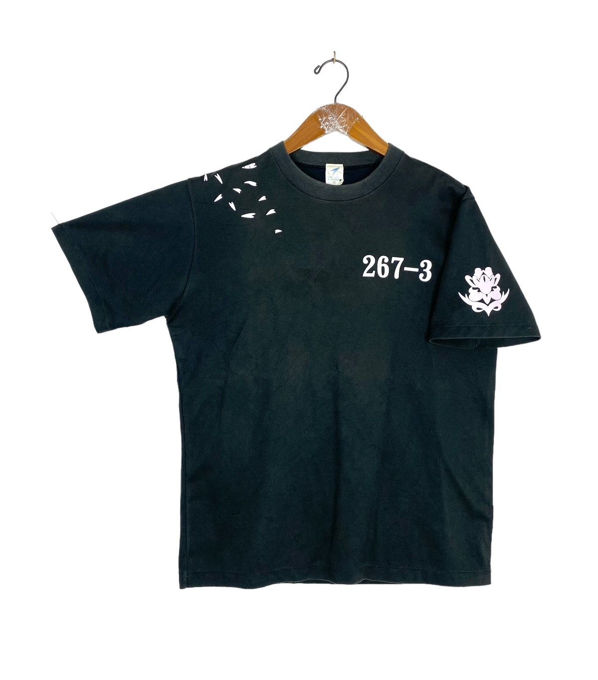 Japanese Brand Rare‼️ Vintage Anime Japan T-Shirt Made in Japan Size US S / EU 44-46 / 1 - 3 Thumbnail
