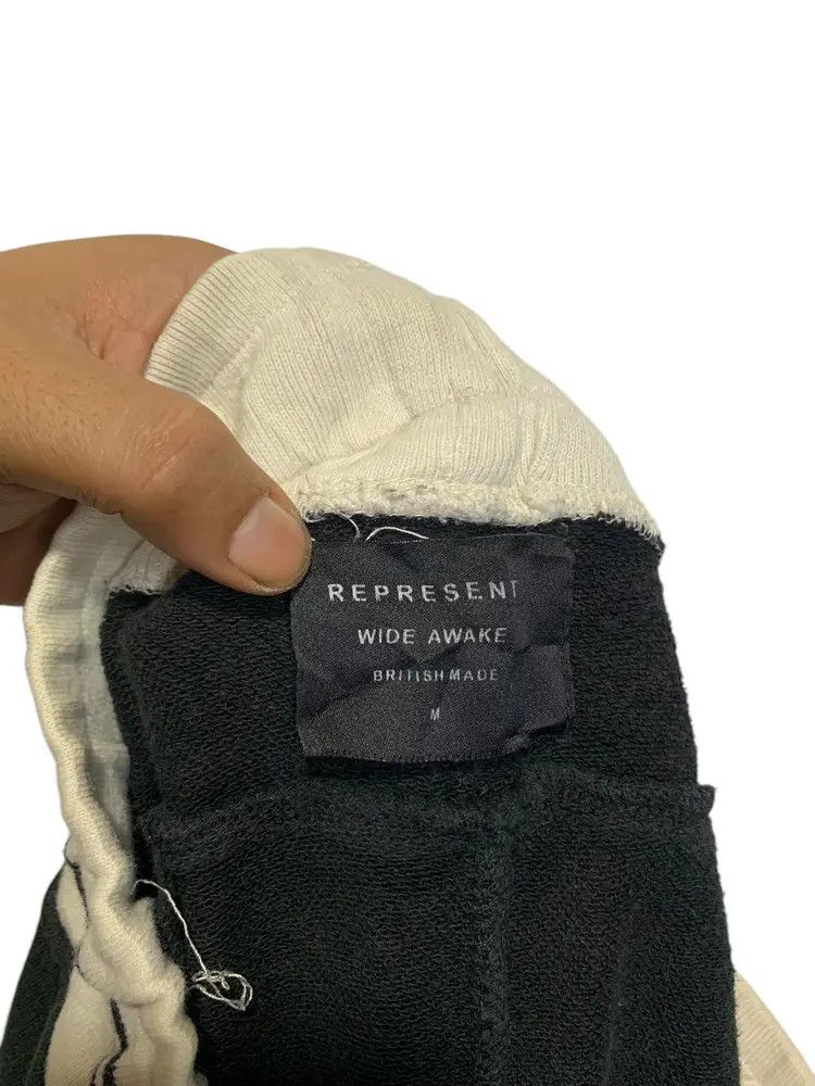 Represent Clo. Represent Wide Awake British Made short sweat pants Size US 32 / EU 48 - 6 Thumbnail