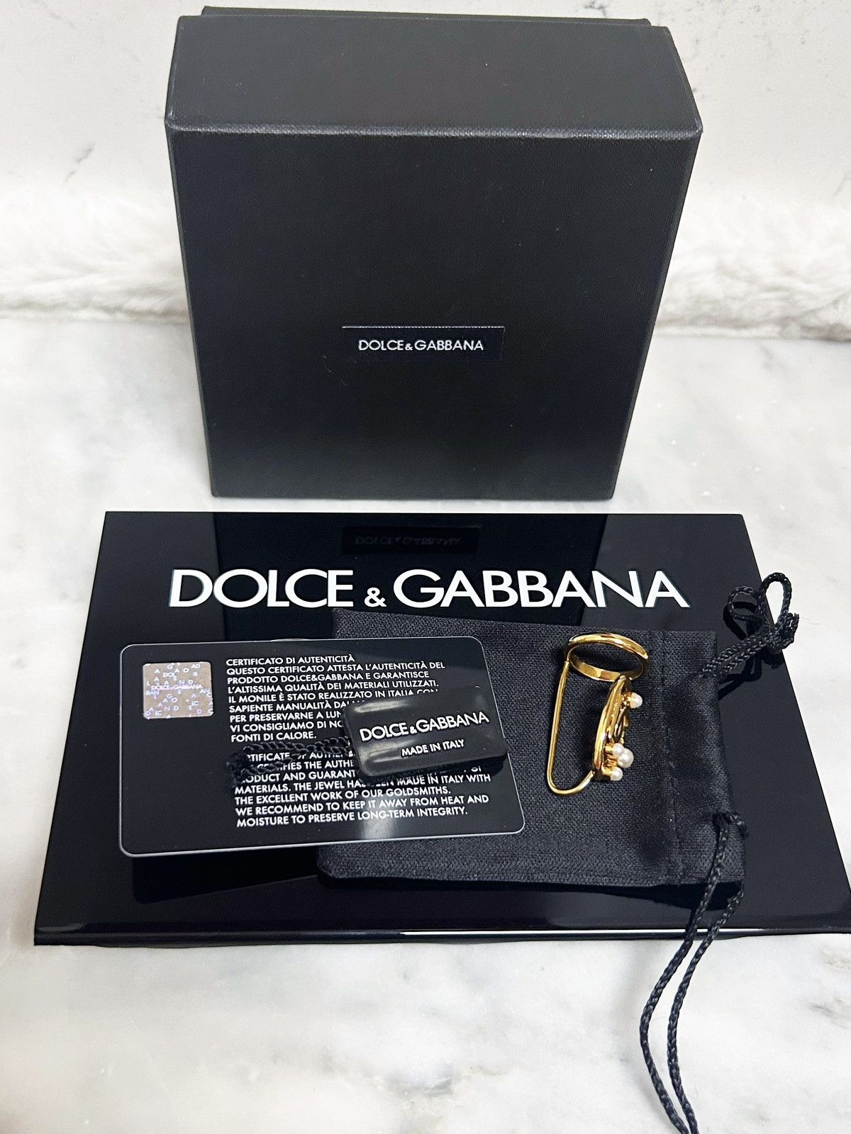 Dolce & Gabbana Authentic Dolce & Gabbana RARE Gold /Pearl DG Fingertip Ring Size ONE SIZE - 12 Thumbnail