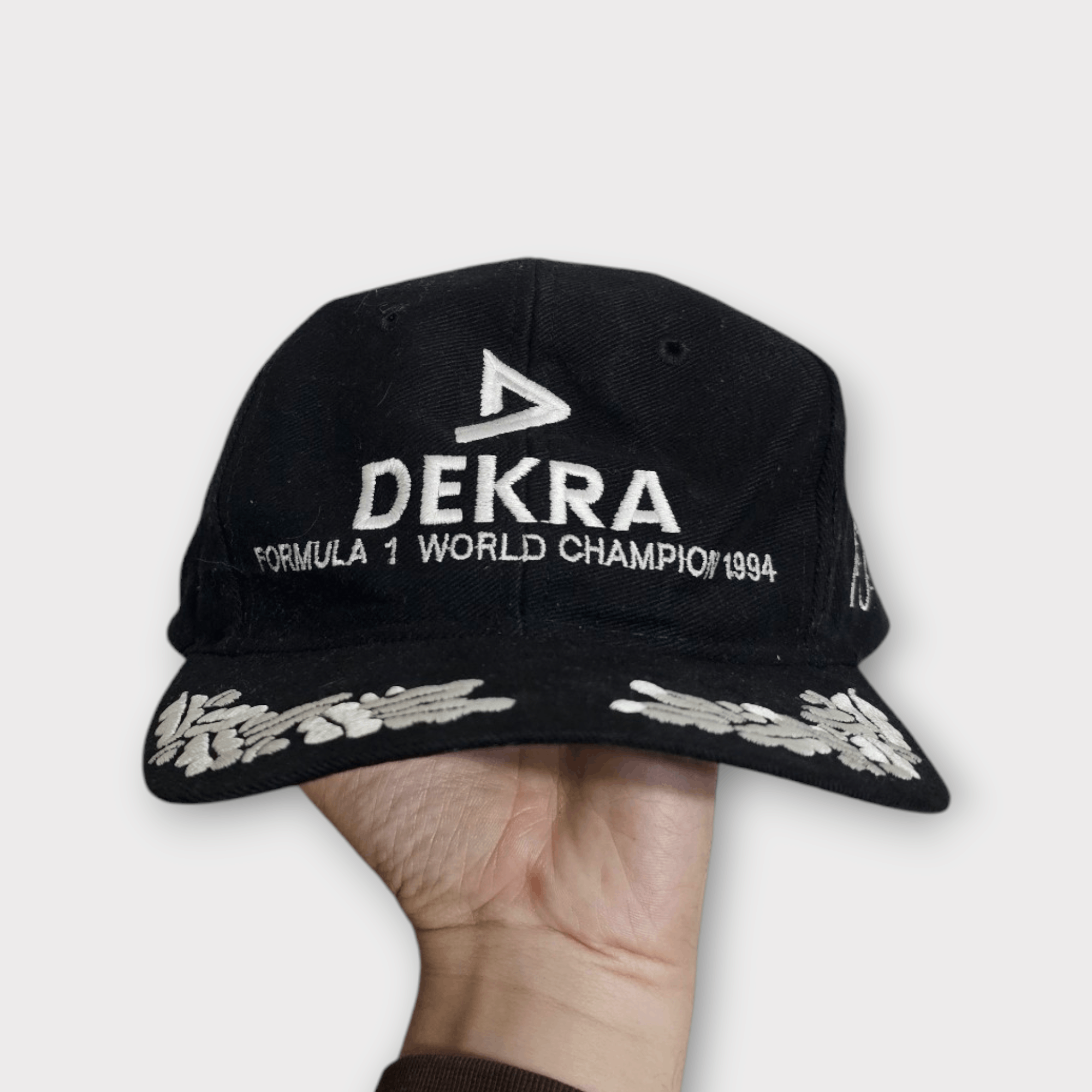 Benetton × Formula 1 Schumacher 1994 Champion Dekra Rare Hat Size ONE SIZE - 1 Thumbnail