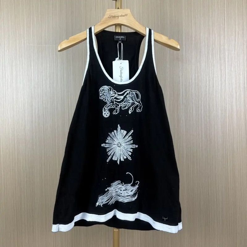 Chanel Chanel Black Cotton T-shirt with Unique Design 0089 Size L / US 10 / IT 46 - 1 Thumbnail
