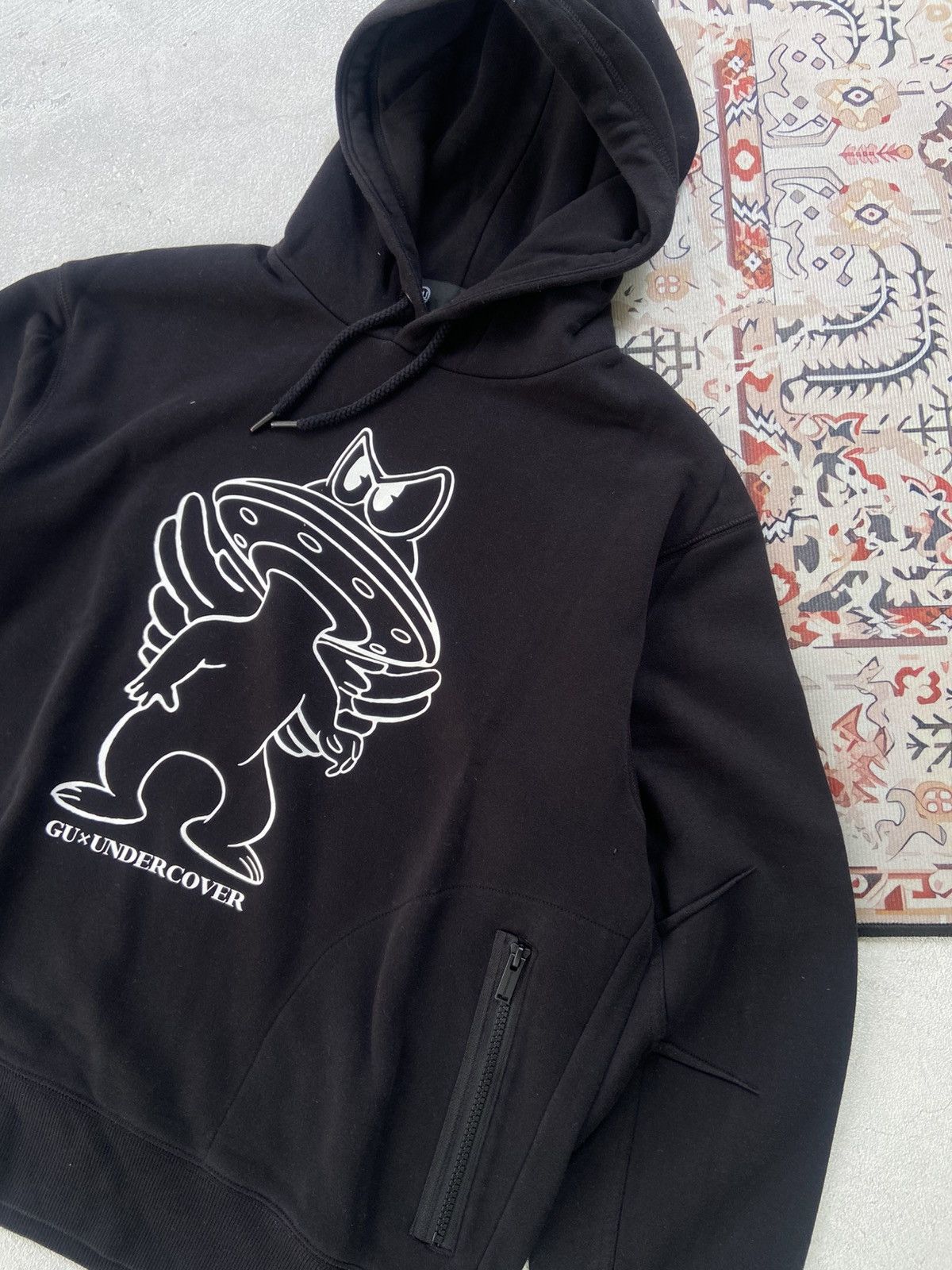 GU × Undercover Rare Undercover x GU Alien Hoodie Size US M / EU 48-50 / 2 - 3 Thumbnail
