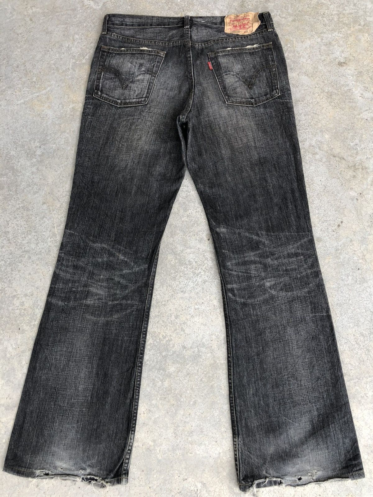 If Six Was Nine Y2k Levi’s 517 Flared Jeans Distressed Denim Size US 33 - 1 Thumbnail