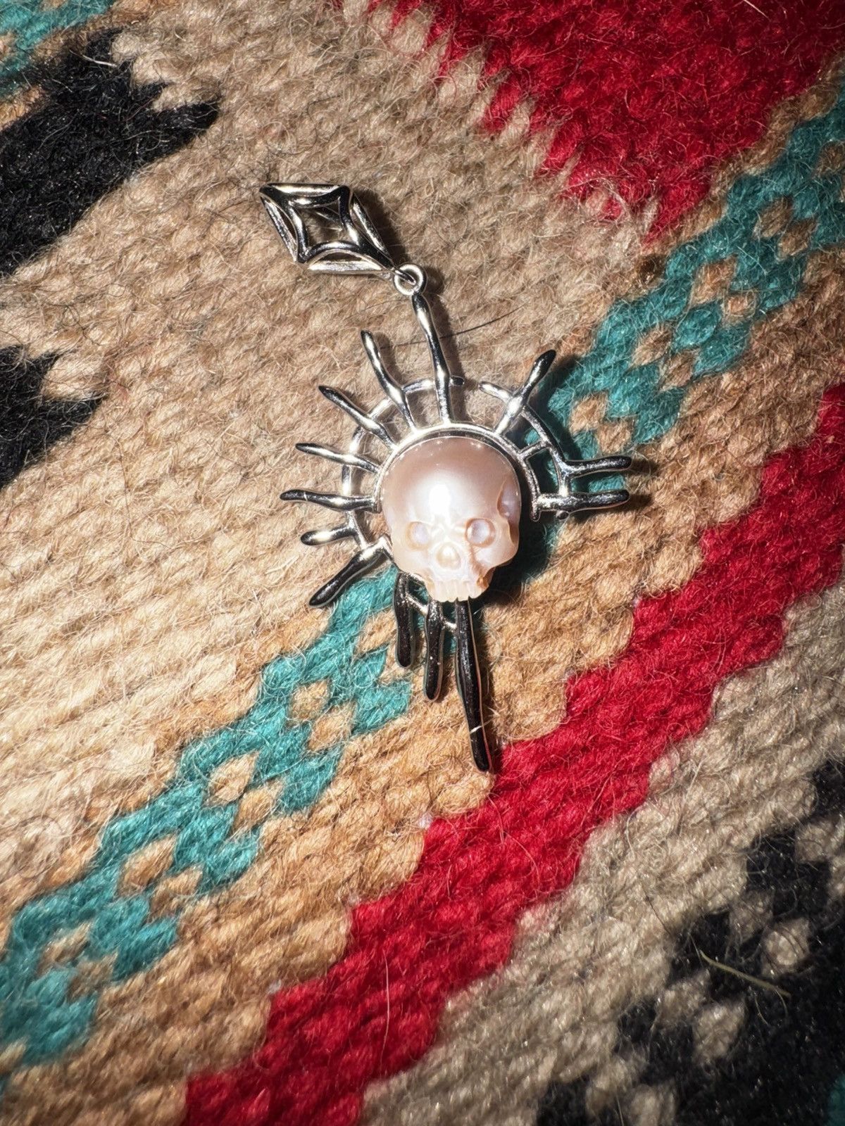 Other Carved pearl skull necklace Size ONE SIZE - 1 Thumbnail