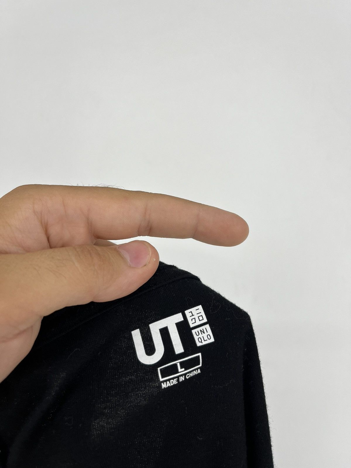 Anime × Uniqlo Kimetsu no Yaiba UNIQLO Collaboration T-Shirt Muzan Size US L / EU 52-54 / 3 - 8 Thumbnail