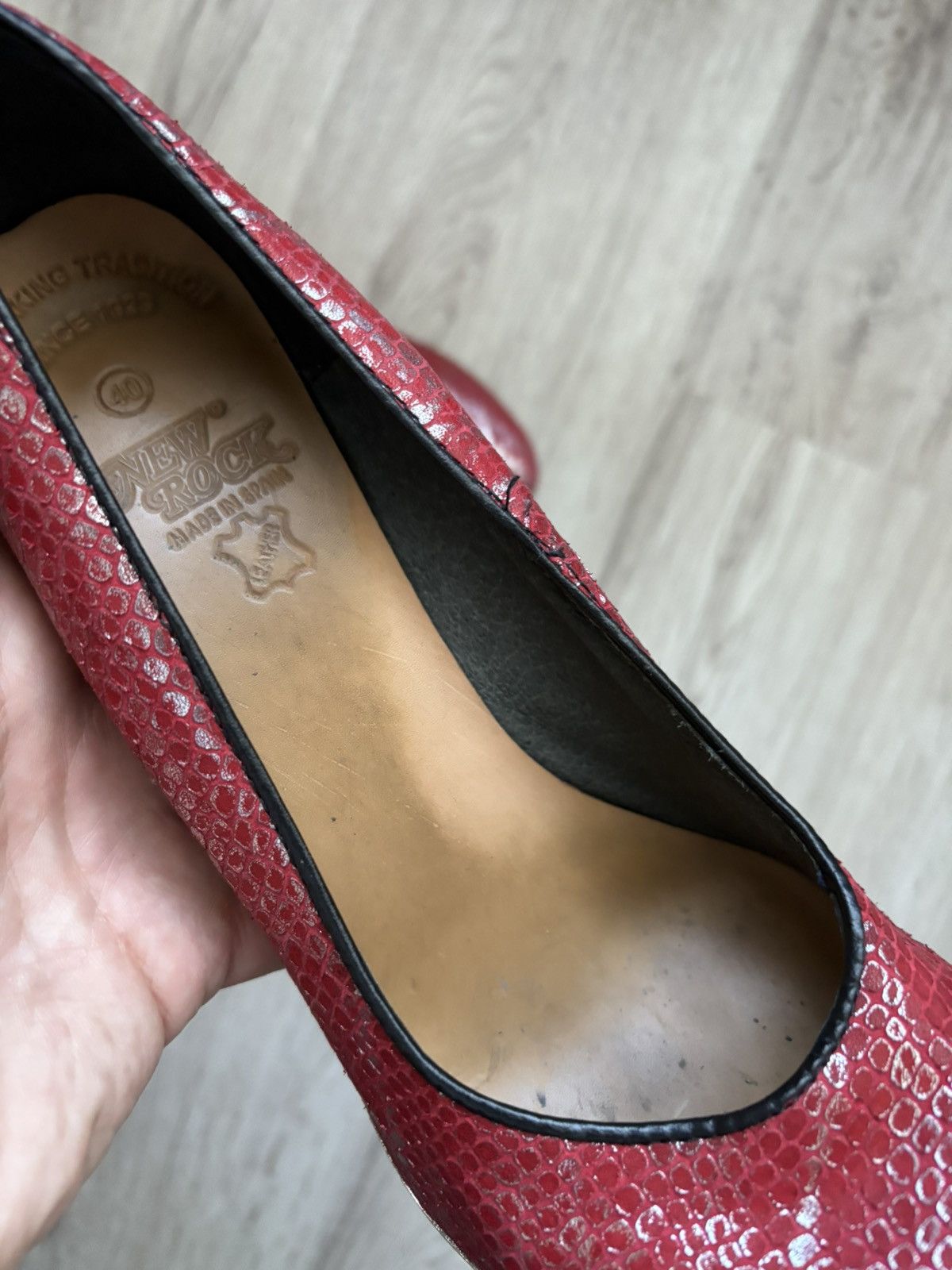New Rock Red Snake Effect New Rock Heels with Studded Platform EU 40 Size US 9 / IT 39 - 5 Thumbnail