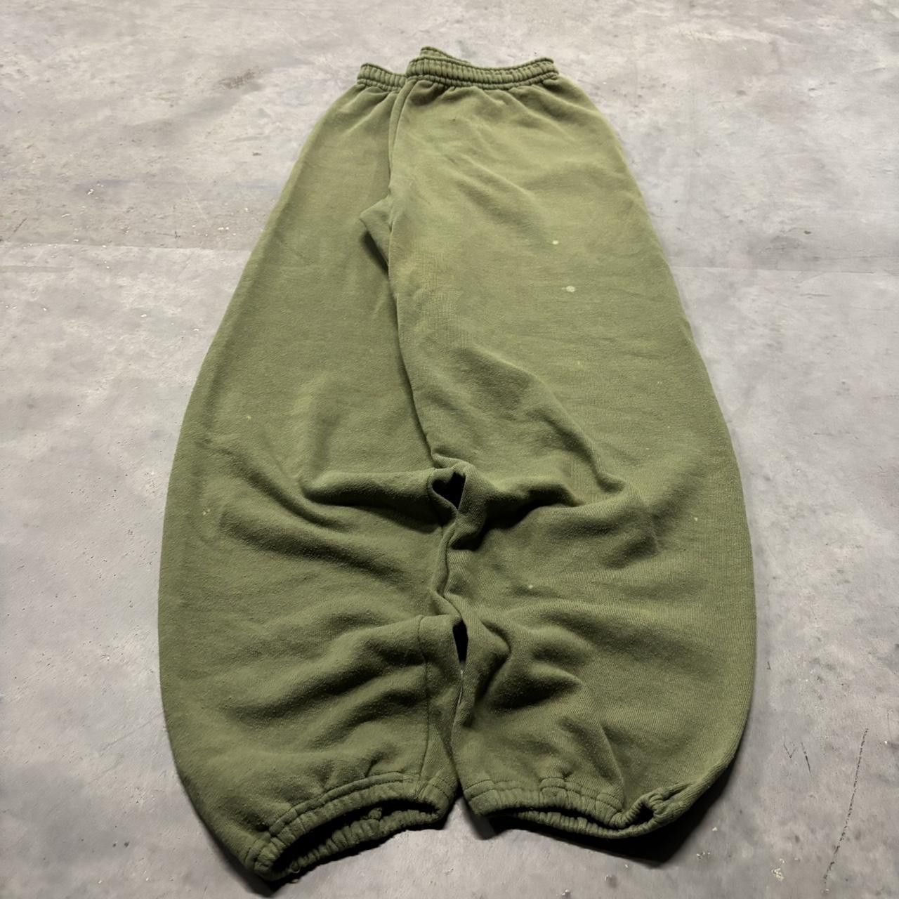 Japanese Brand × Vintage Crazy Vintage 90s Khaki Green Skater Essential Sweatpants! Size US 30 / EU 46 - 3 Thumbnail
