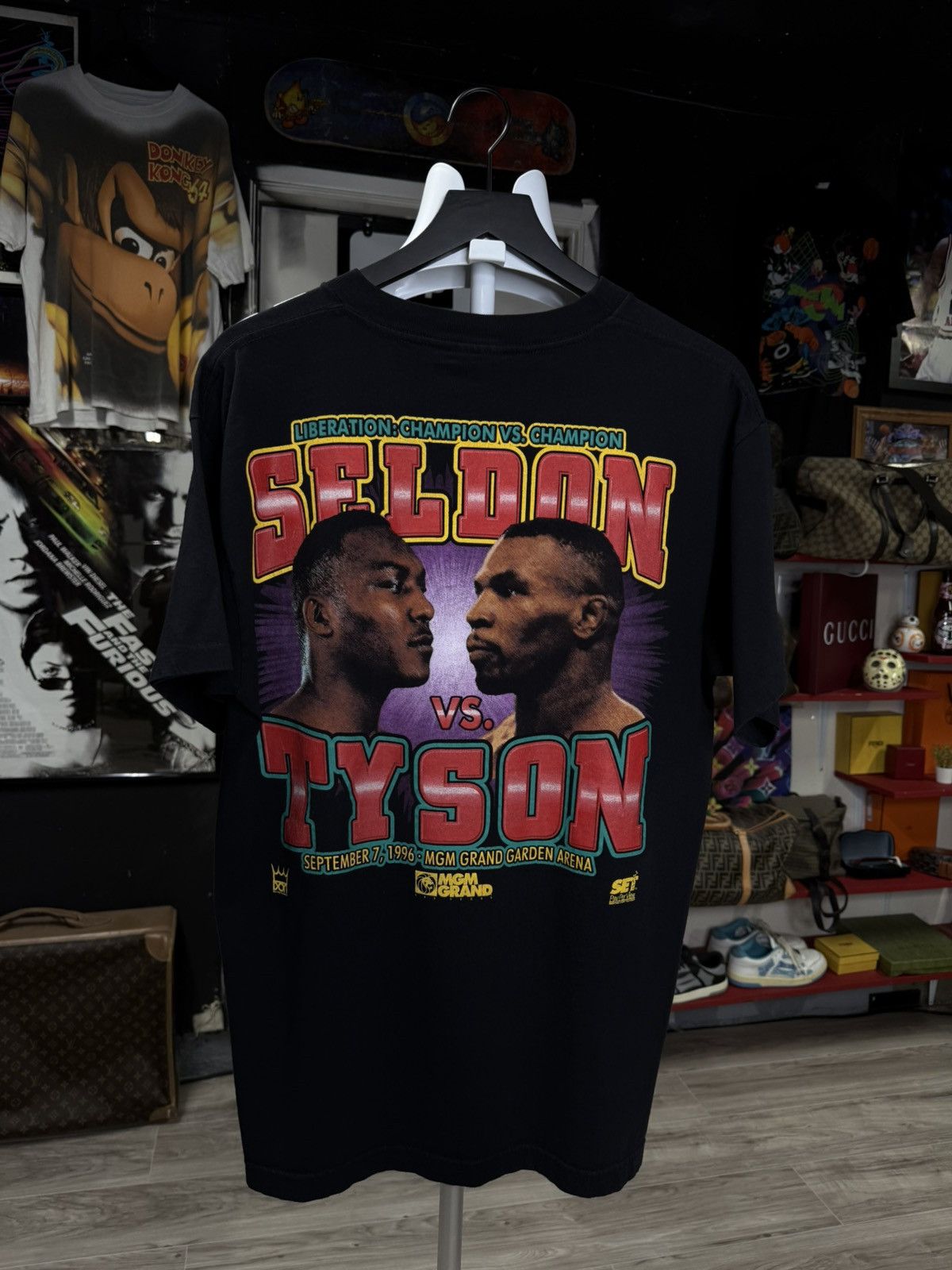 Vintage Vintage 1996 Mike Tyson Boxing Tee Shirt Men’s Large Size US L / EU 52-54 / 3 - 1 Thumbnail