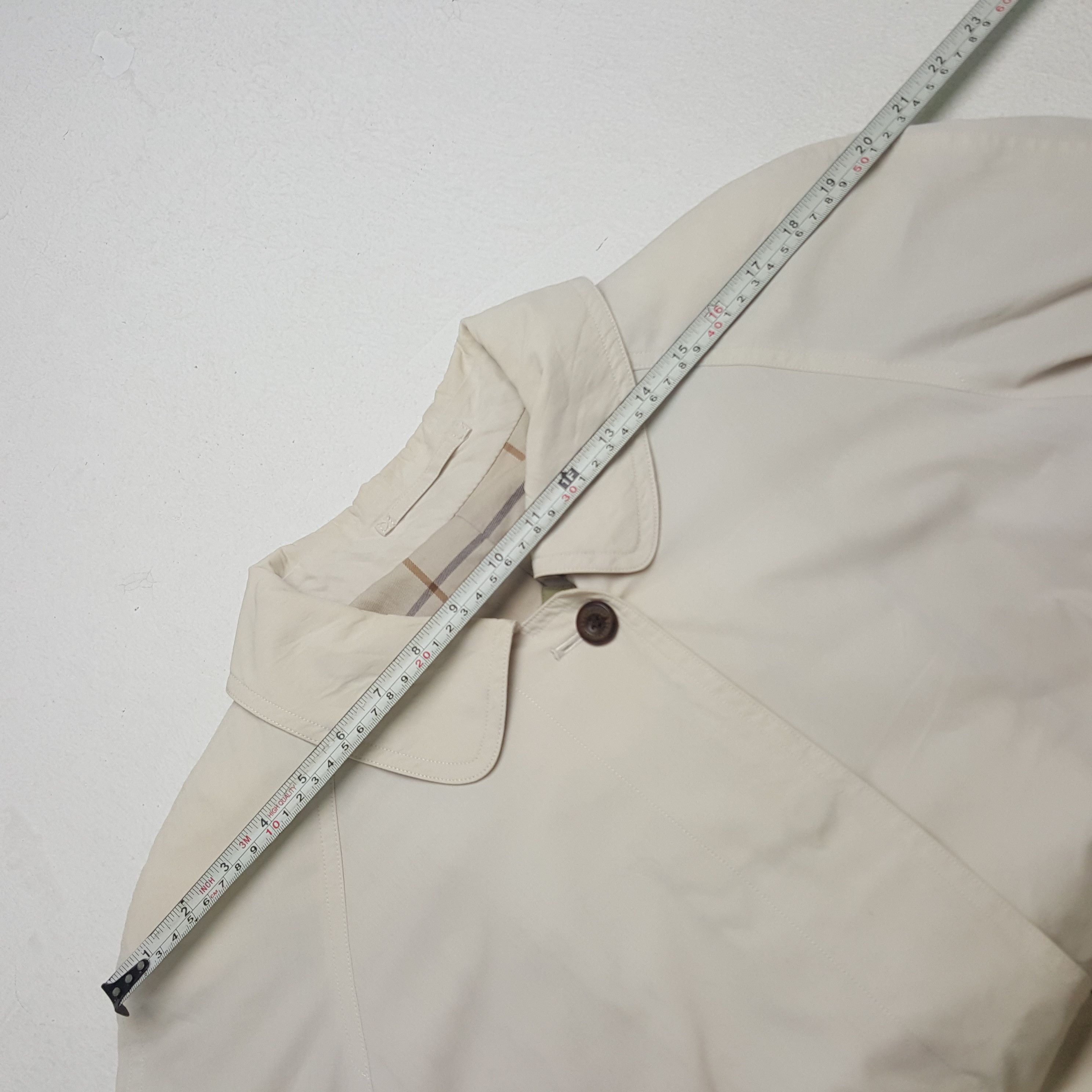 Burberry × Vintage Vintage Burberry Designer Brand Custom Logo Spell Out Jacket Size US L / EU 52-54 / 3 - 9 Thumbnail