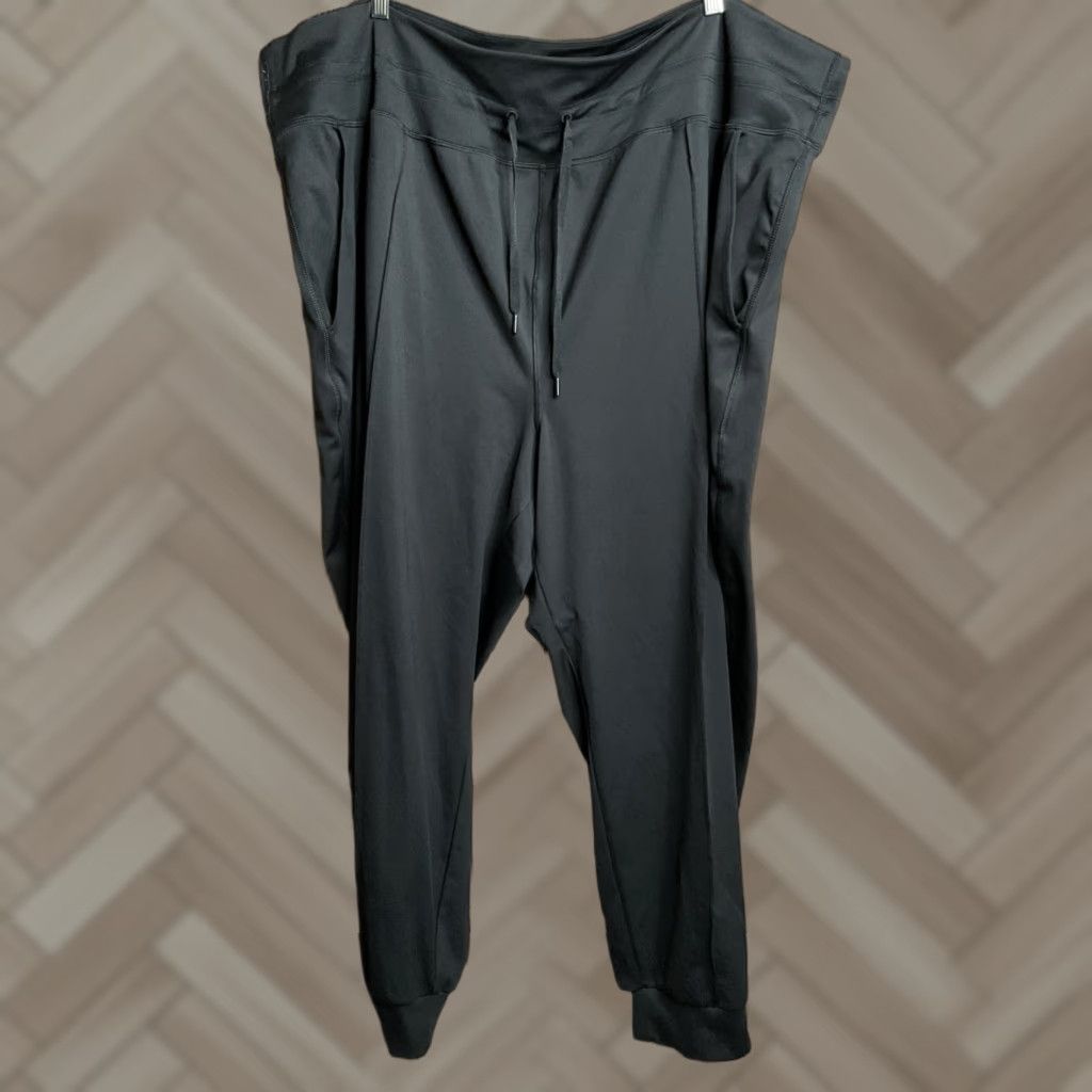 Old Navy VINTAGE Not Vintage actually Old Navy Power Soft Leggings Women 4X Black High Rise Go Dry Activewear Size 40" / US 18 - 1 Thumbnail