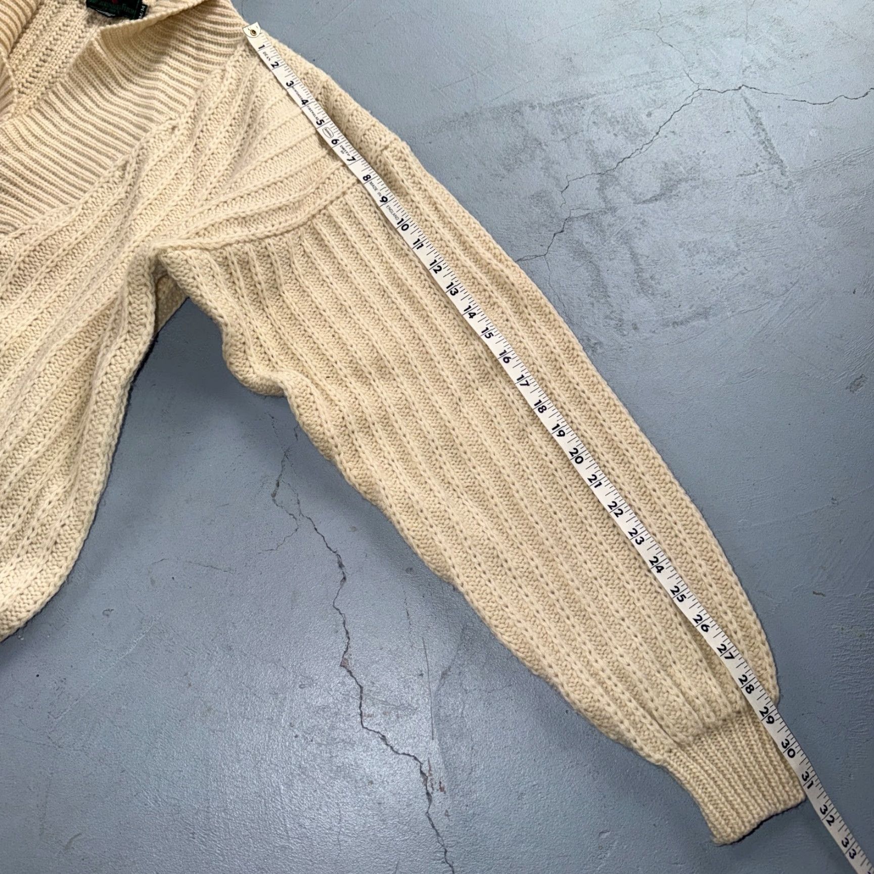 Abercrombie & Fitch VTG Abercrombie & Fitch Heavy Wool Shawl Sweater Oatmeal Beige Fisherman 70s Size US M / EU 48-50 / 2 - 7 Thumbnail