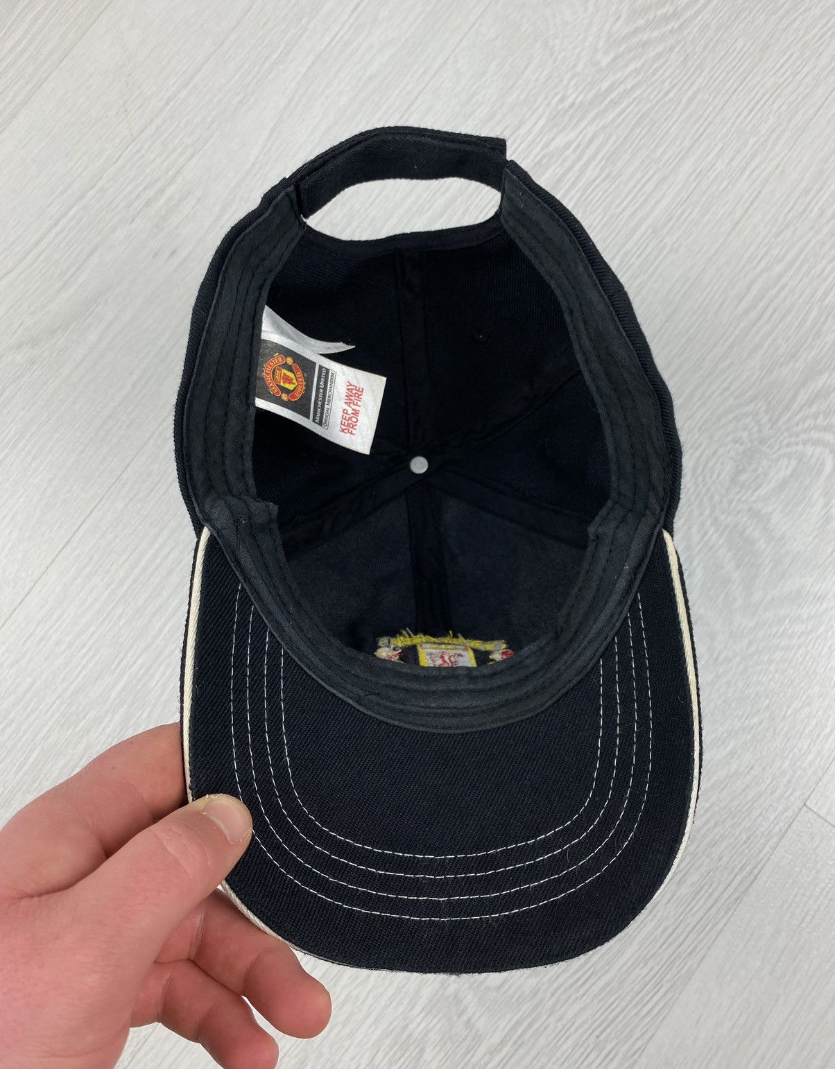 Vintage Vintage Manchester United Cap Hat PSG Newcastle BVB Real Size ONE SIZE - 5 Thumbnail