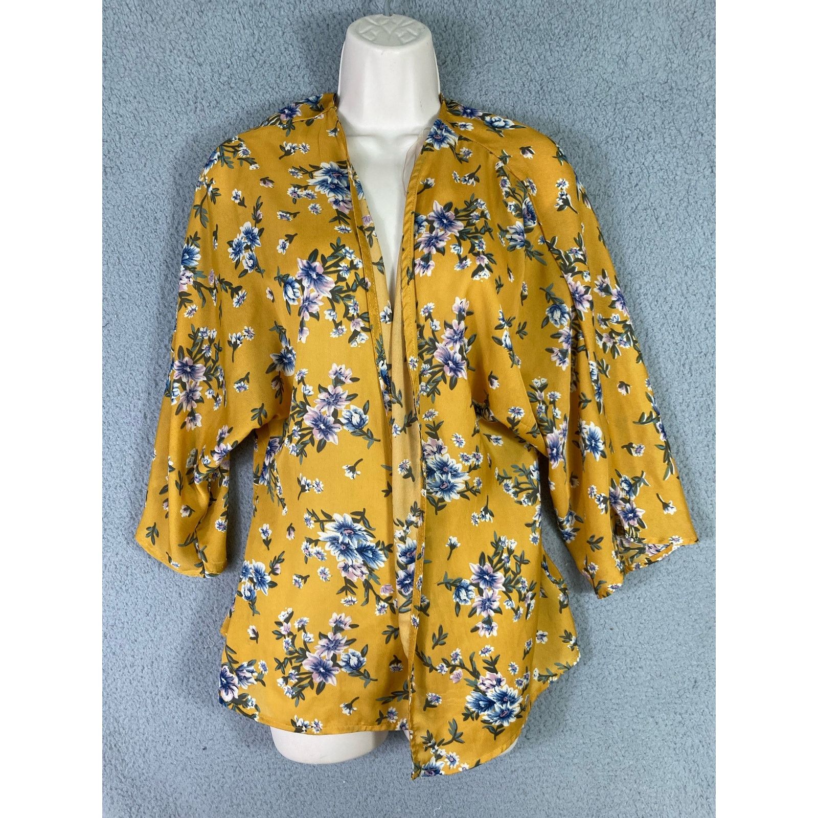 Other Yellow Floral Cardigan Women's M Available by Angela Fashion Size M / US 6-8 / IT 42-44 - 2 Thumbnail