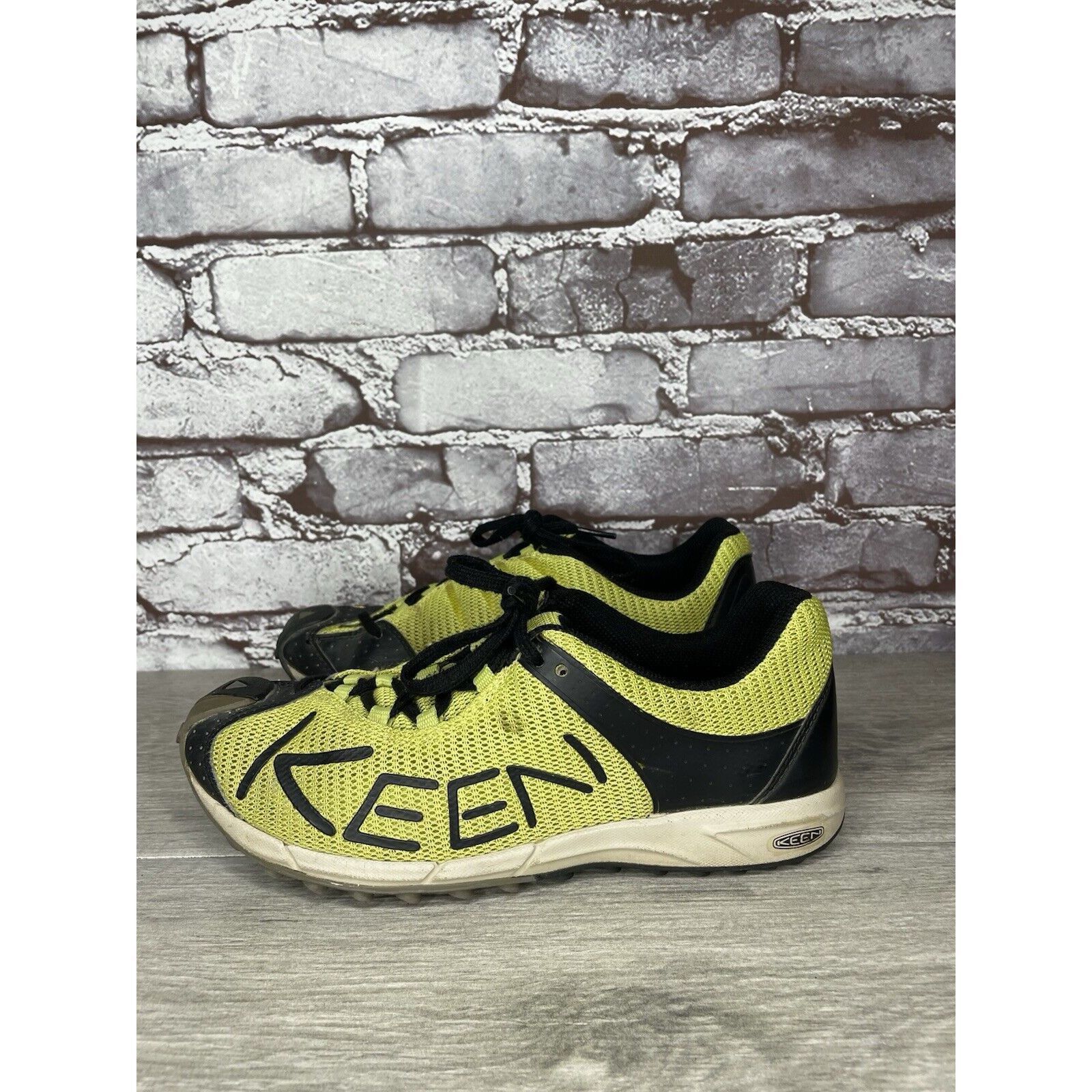 KEEN Keen Yellow Lime Mesh Black Lace Trail Athletic Sneakers Wom Size US 7 / IT 37 - 9 Thumbnail