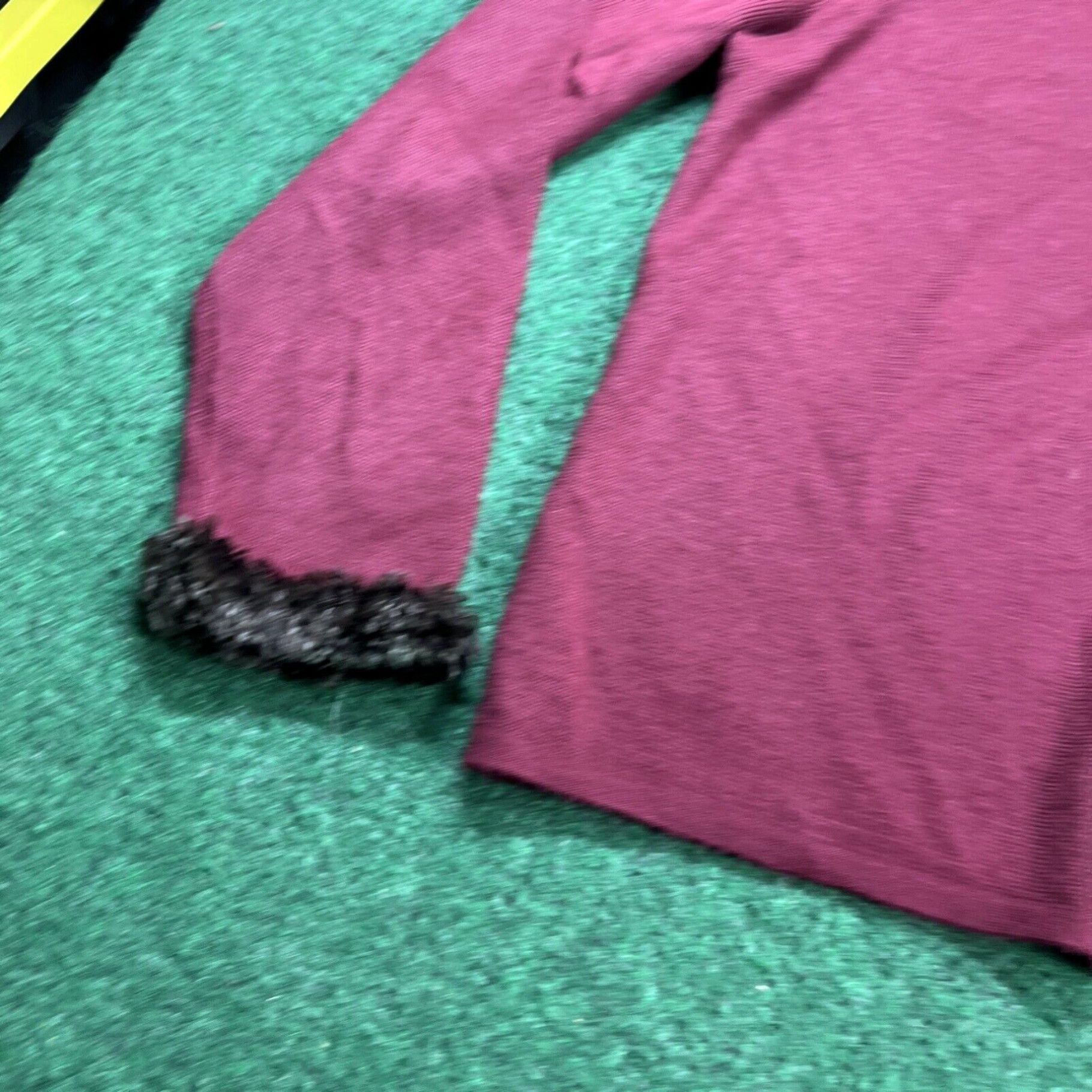 Vintage Vintage Koret Womens Sweater Red Size Large Button Dazzle Size L / US 10 / IT 46 - 2 Thumbnail