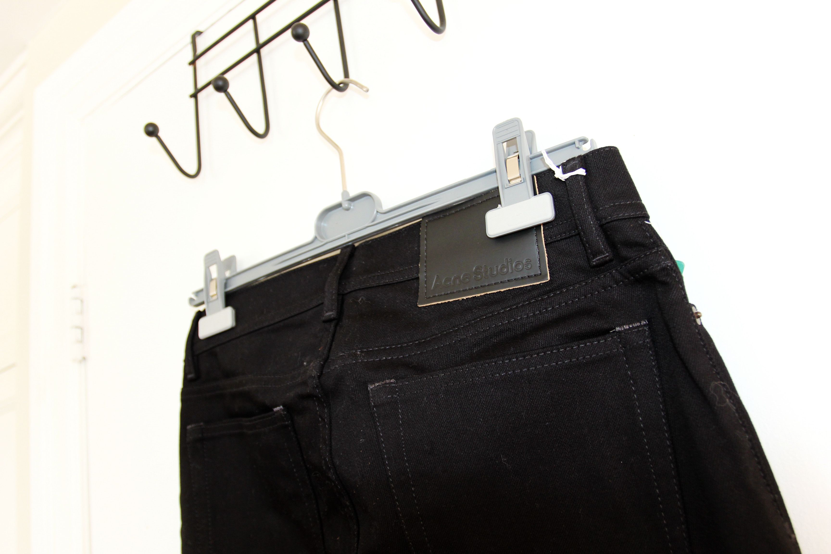 Acne Studios BNWT AW24 ACNE STUDIOS NORTH STAY BLACK JEANS 30 Size US 30 / EU 46 - 3 Thumbnail