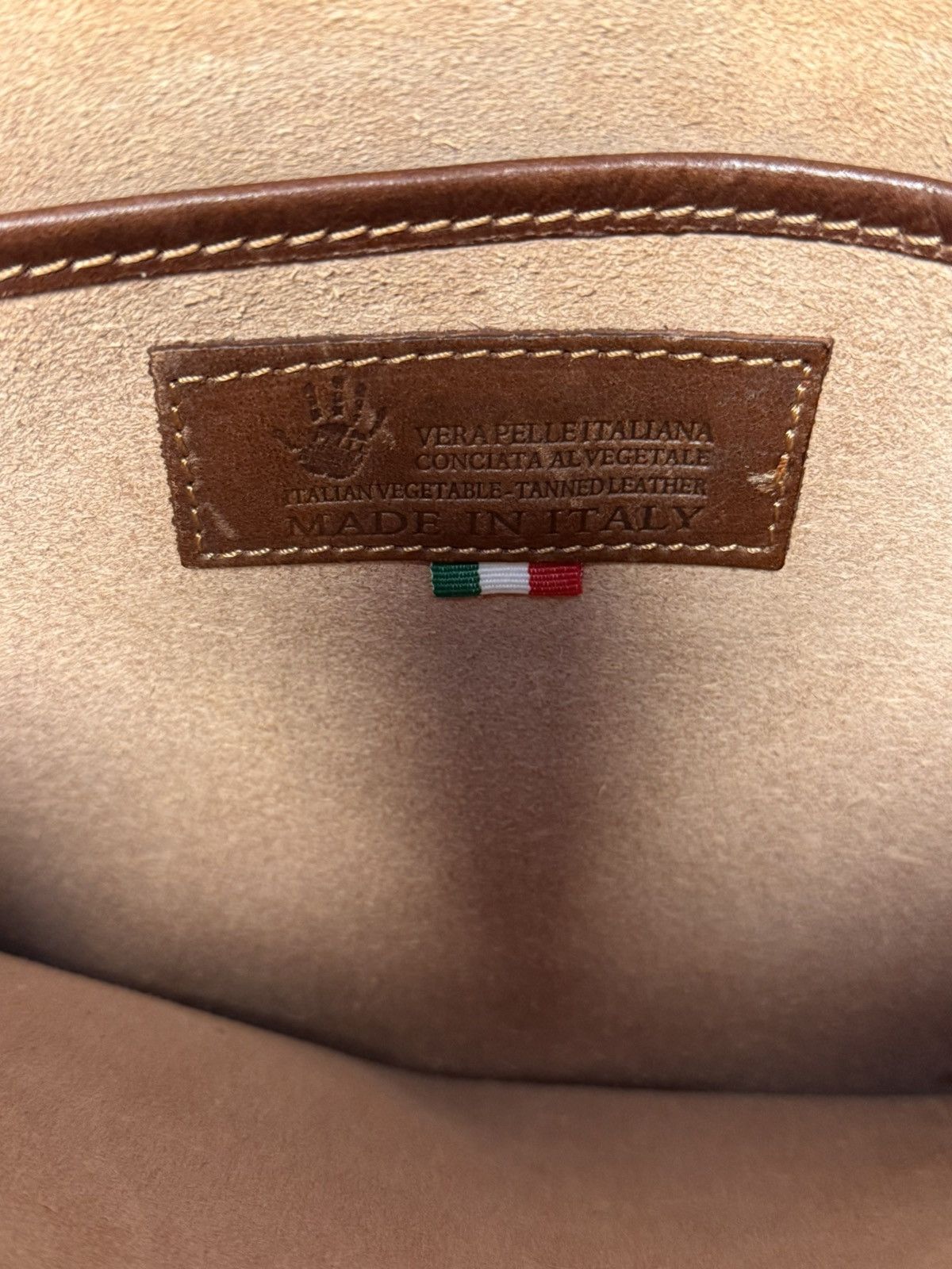 Other Italian leather briefcase - Cognac Color - Great Condition Size ONE SIZE - 9 Thumbnail