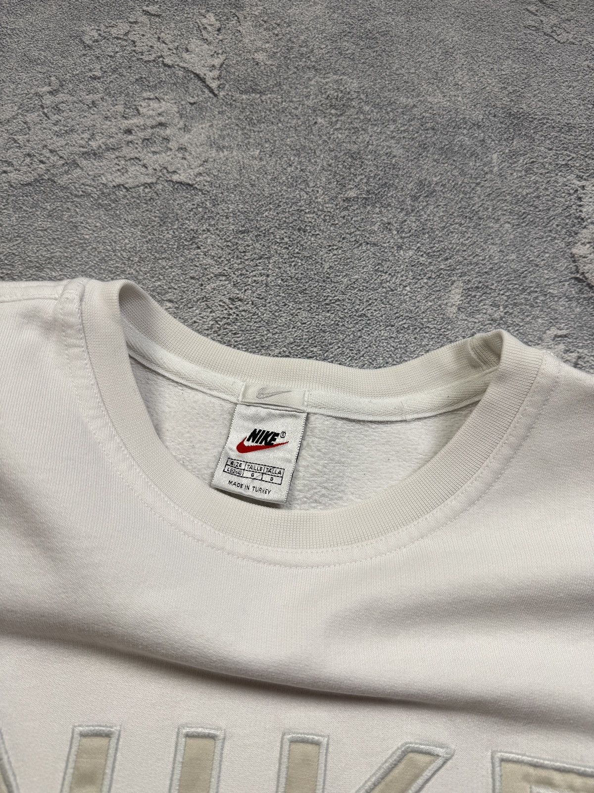 Nike Vintage 00s Nike Big Logo Sweatshirt Y2K Size US L / EU 52-54 / 3 - 9 Thumbnail