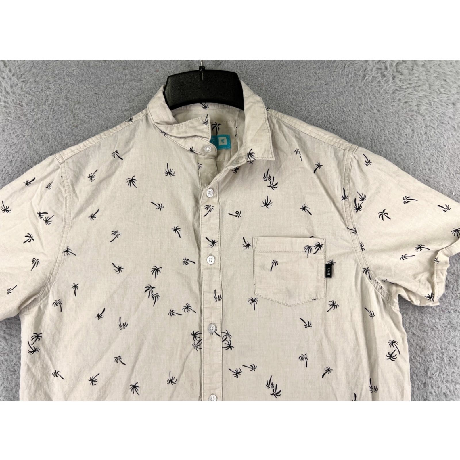 Vintage Hawaiian Shirt Adult Medium Beige Palm All Over Print Button Up 100% Cotton Shirt Men Beige Floral All Seasons 100% Cotton Mens Shirt Medium Size US M / EU 48-50 / 2 - 4 Thumbnail