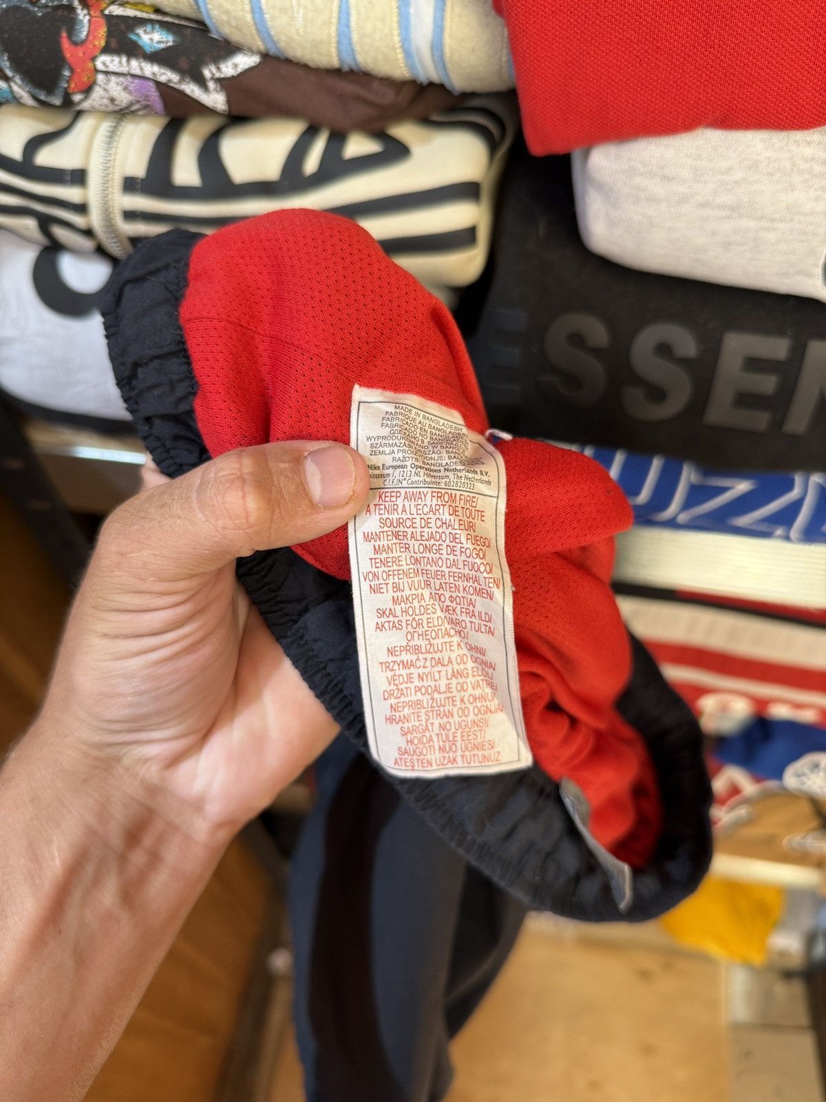 Nike Y2K Nike Air Vintage Shorts Size US 36 / EU 52 - 11 Thumbnail