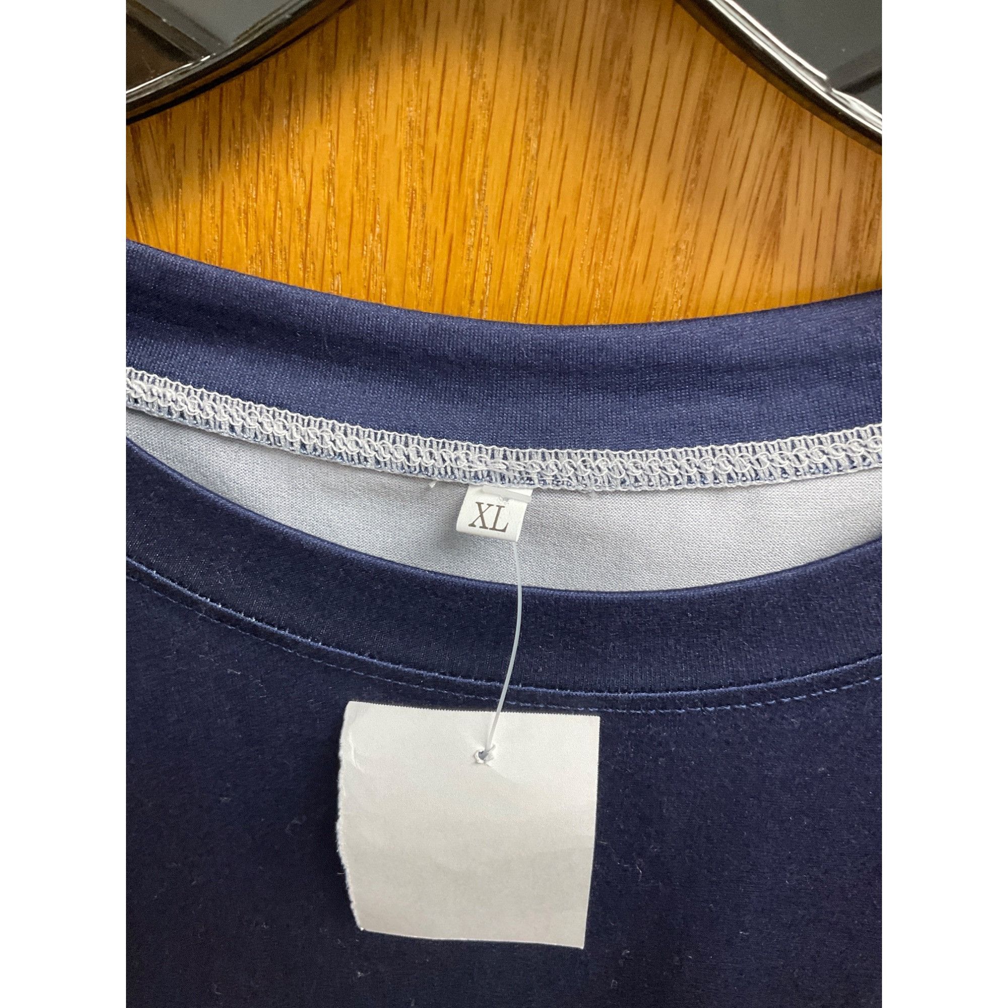 Other Colorblock Long-Sleeve Shirt XL 65% Cotton 35% Polyester Size US XL / EU 56 / 4 - 2 Thumbnail