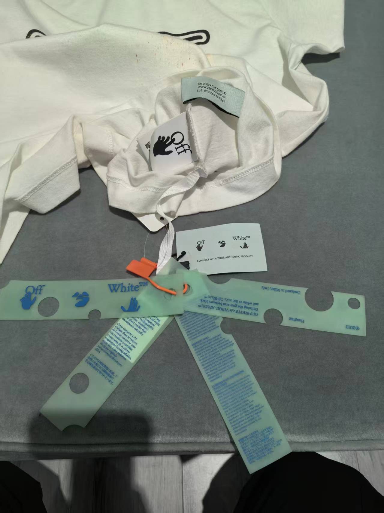 Off-White NWT OW T-shirts - White, S Size US S / EU 44-46 / 1 - 8 Thumbnail