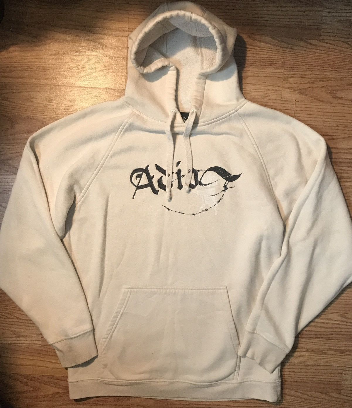 Blind Skateboards Vintage ADIO Pullover Hoodie M Light Beige Pullover Size US M / EU 48-50 / 2 - 1 Thumbnail