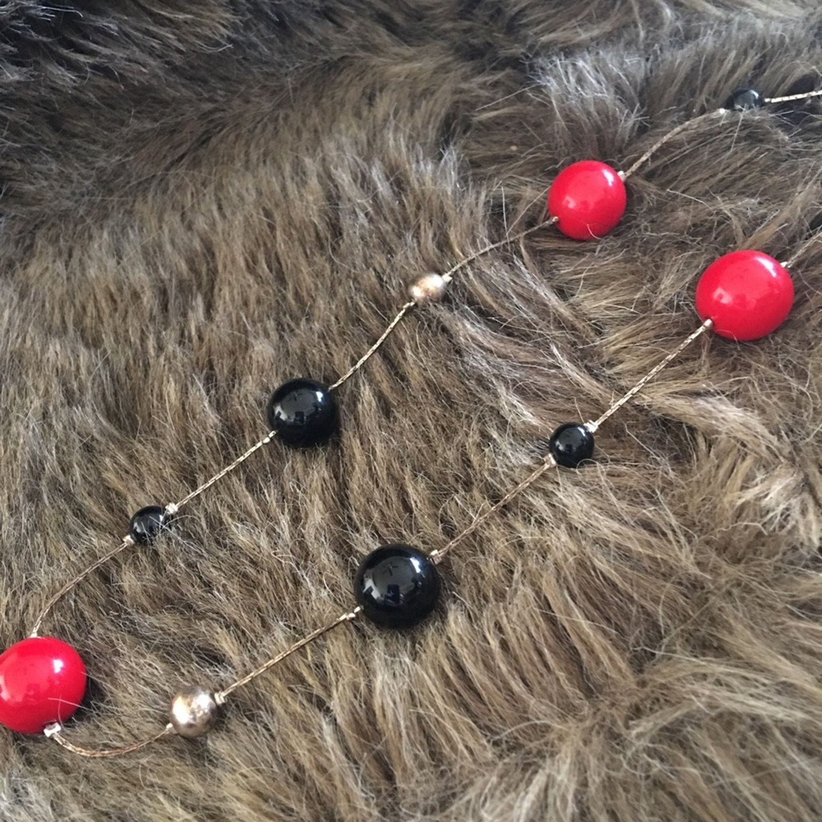 Vintage Vintage red black and gold beads on chain necklace Size ONE SIZE - 6 Thumbnail