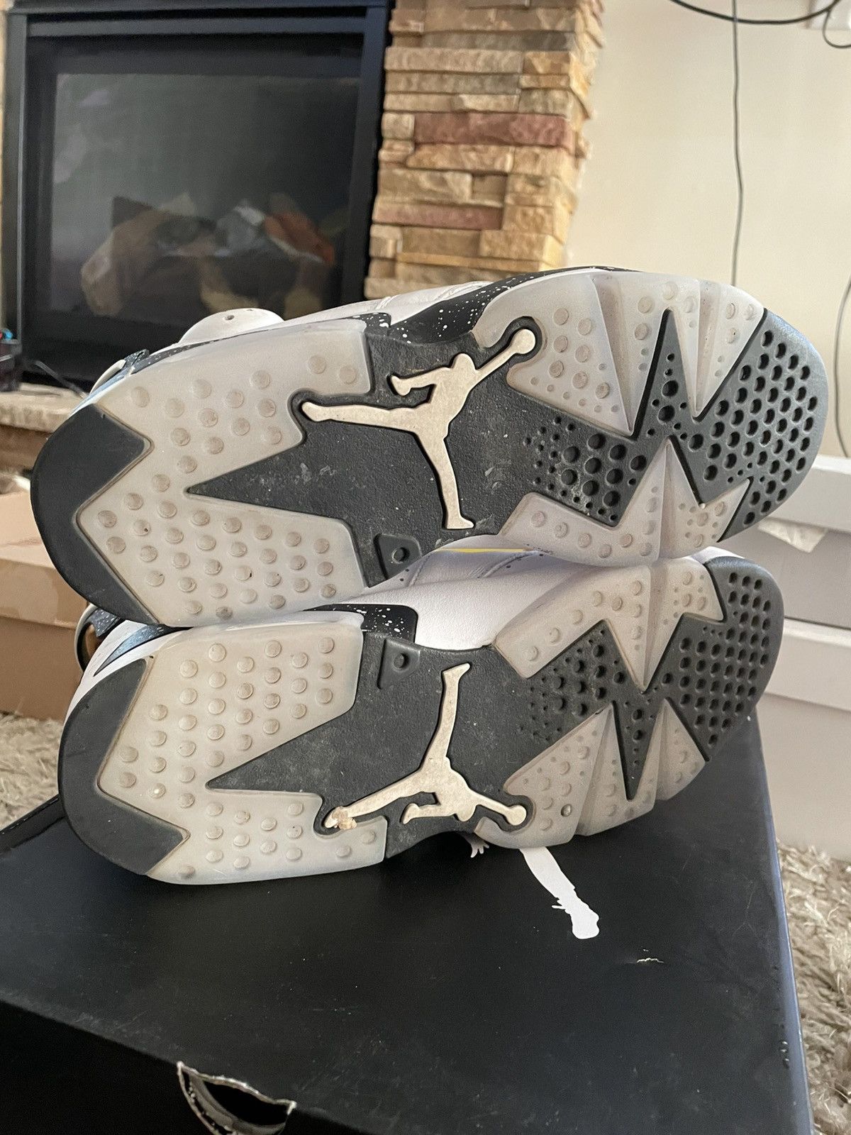 Jordan Brand Jordan 6 Reverse Oreo Size US 11 / EU 44 - 7 Thumbnail