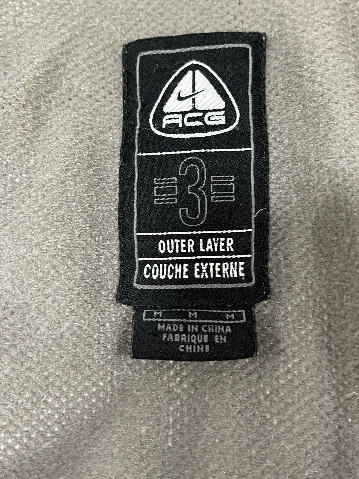 Nike ACG × Vintage Vintage Y2K NIKE ACG Ventilation 2tone Down Jacket Size US M / EU 48-50 / 2 - 8 Thumbnail
