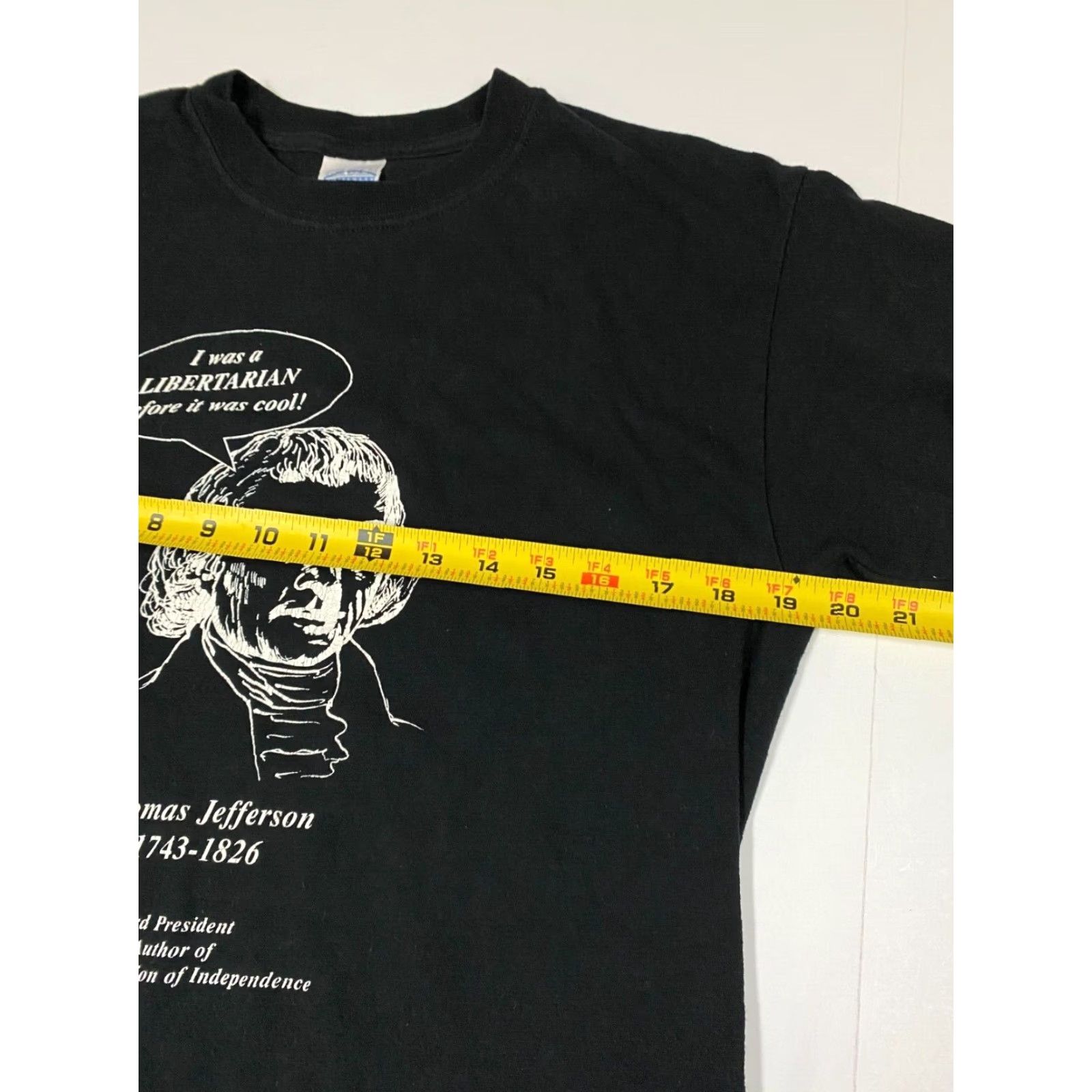 Gildan Thomas Jefferson Mens Shirt Medium black politics T-Shirt Crew Neck Cotton Spandex Logo Gildan Regular Classic Vintage No Size US M / EU 48-50 / 2 - 5 Thumbnail