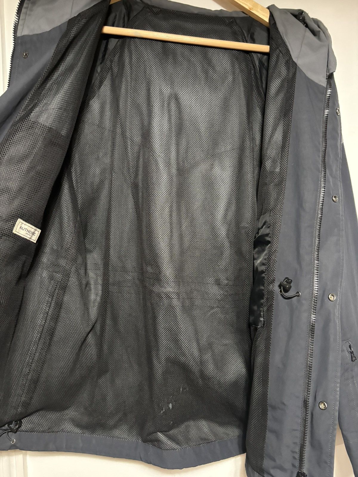 Sophnet. Sophnet. 2Tone Mountain Parka. Size M Fits like S. Size US S / EU 44-46 / 1 - 3 Thumbnail