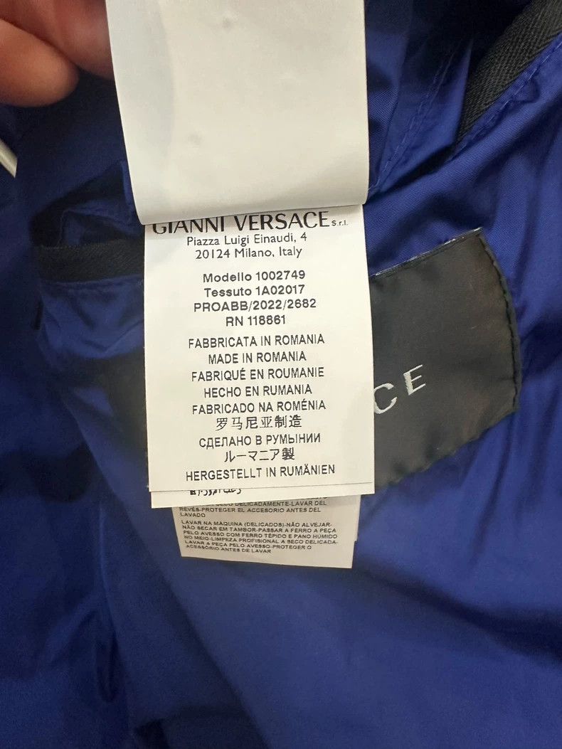 Other Versace Removable vest down jacket with sleeves Size US M / EU 48-50 / 2 - 5 Thumbnail