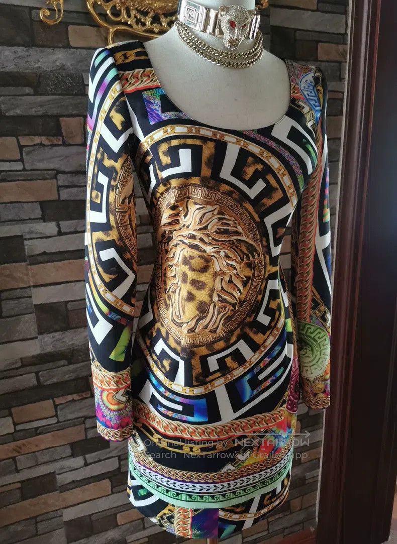 Versace Versace Limited edition dress Size S / US 4 / IT 40 - 2 Thumbnail