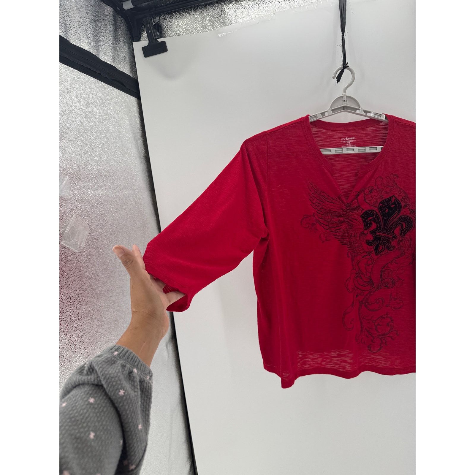 Other Lane Bryant True Y2K V-neck 3/4 sleeves fleur-de-lis wings Size 3XL / US 20-22 - 4 Thumbnail
