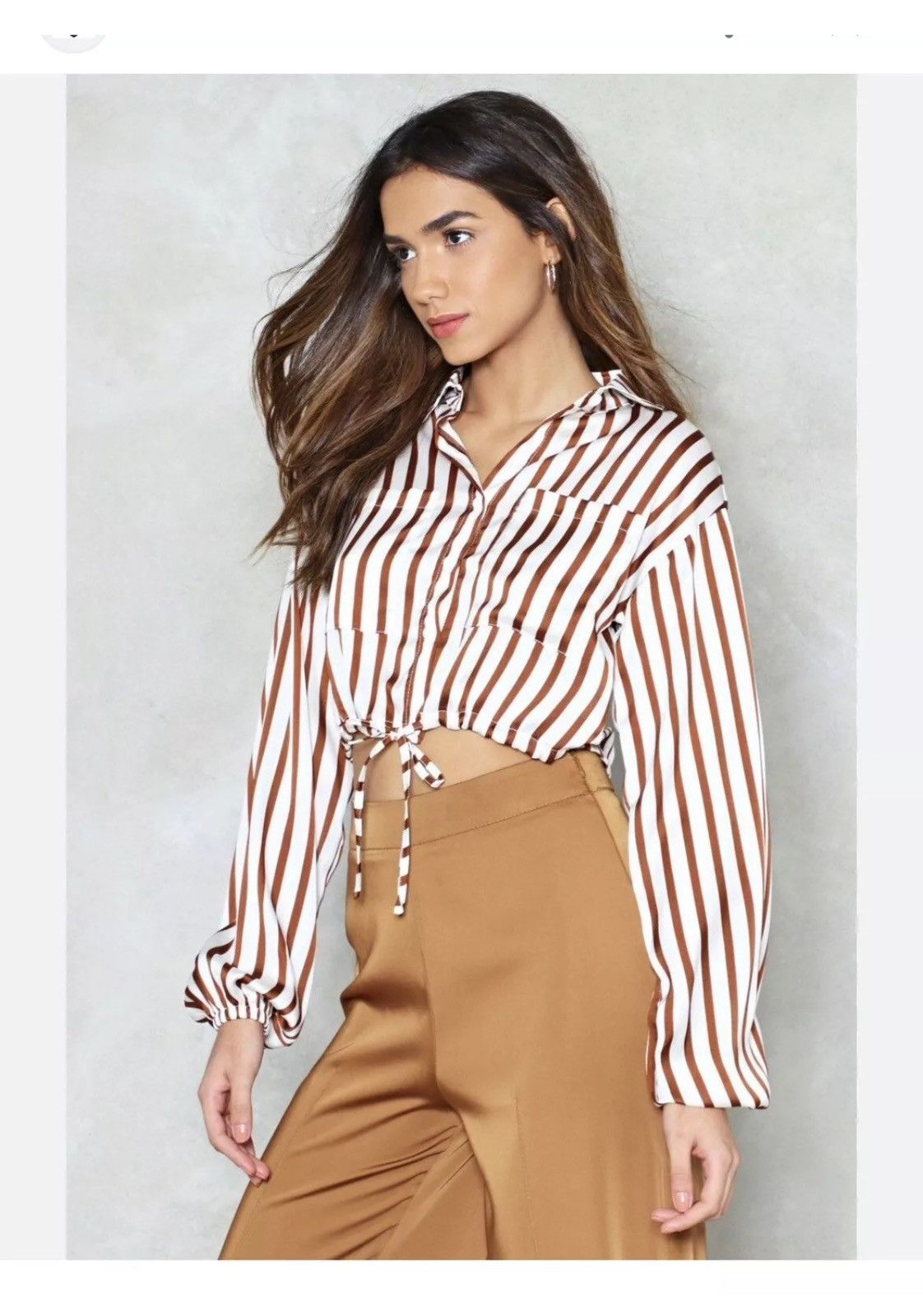Nasty Gal NWT Nasty Gal Front Tie Striped Crop Silky Shirt Size Small Size S / US 4 / IT 40 - 1 Thumbnail