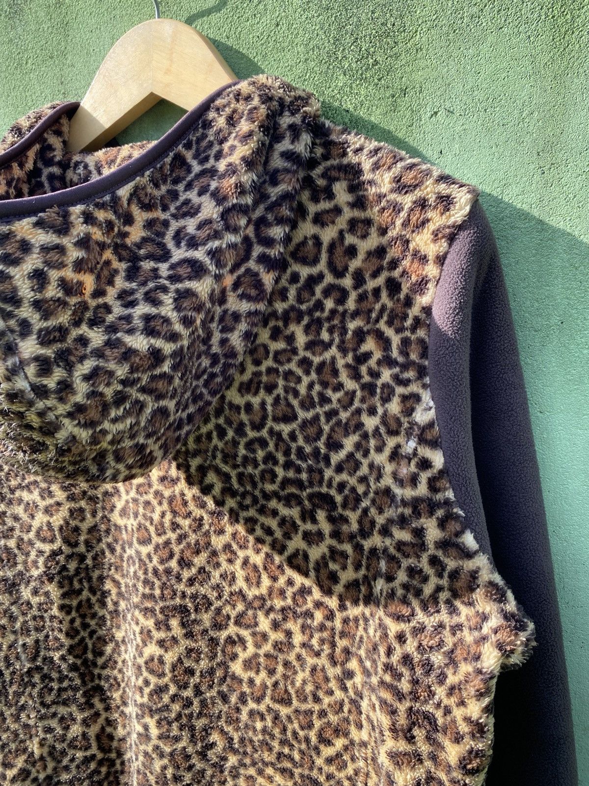 Vintage Crocodile Leopard Sherpa Fleece Jacket Y2K Cozy Outerwear Size ONE SIZE - 11 Thumbnail