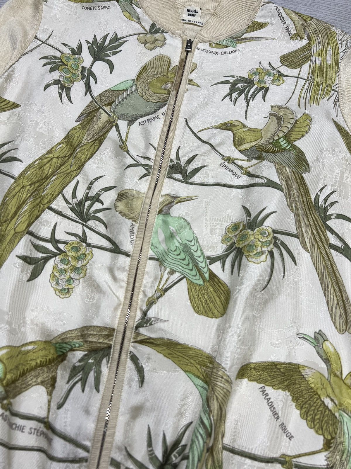 Hermes Hermes - Birds Print Silk Zipped Cardigan Bomber Jacket Size S / US 4 / IT 40 - 13 Thumbnail