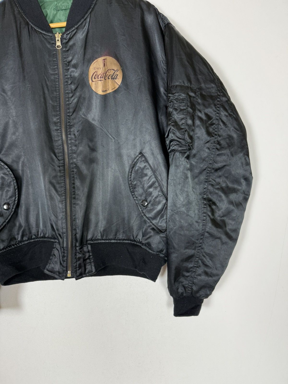 Coca Cola Coca Cola Reversible Satin Bomber Jacket Size US L / EU 52-54 / 3 - 11 Thumbnail