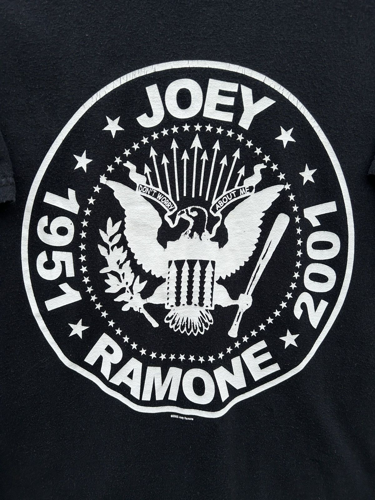 Band Tees 00s Vintage Joey Ramone 2002 Licensed Tribute T-Shirt Size US S / EU 44-46 / 1 - 2 Thumbnail