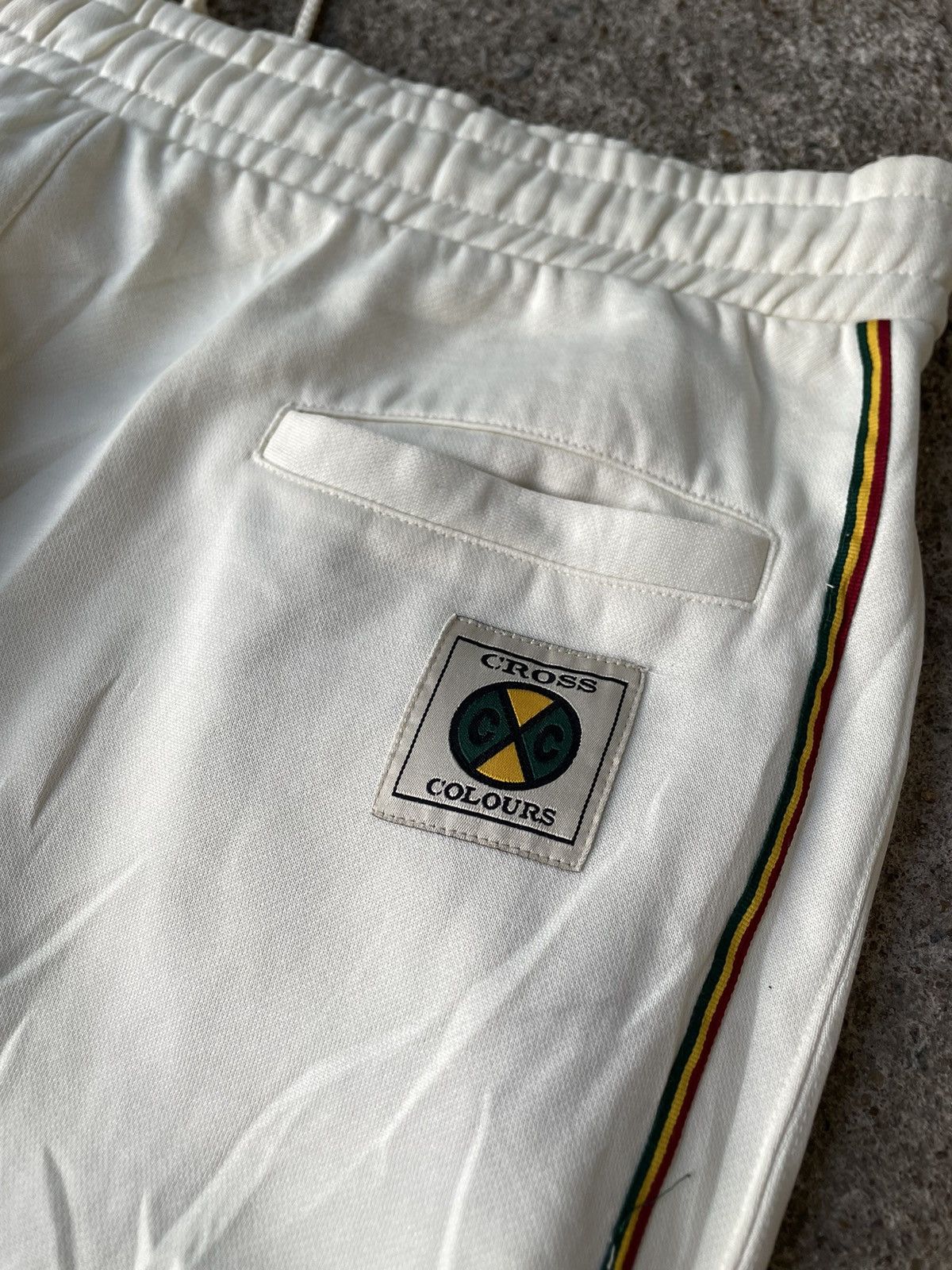 Cross Colours × Vintage VINTAGE CROSS COLOURS TRACKPANTS HIP HOP Size US 37 - 8 Thumbnail