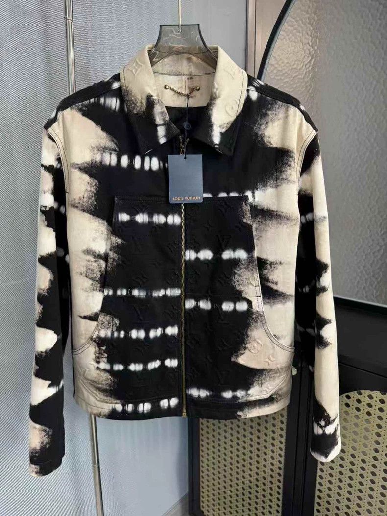 Louis Vuitton Louis Vuitton Black and white tie-dyed embossed dove denim Size US M / EU 48-50 / 2 - 1 Thumbnail