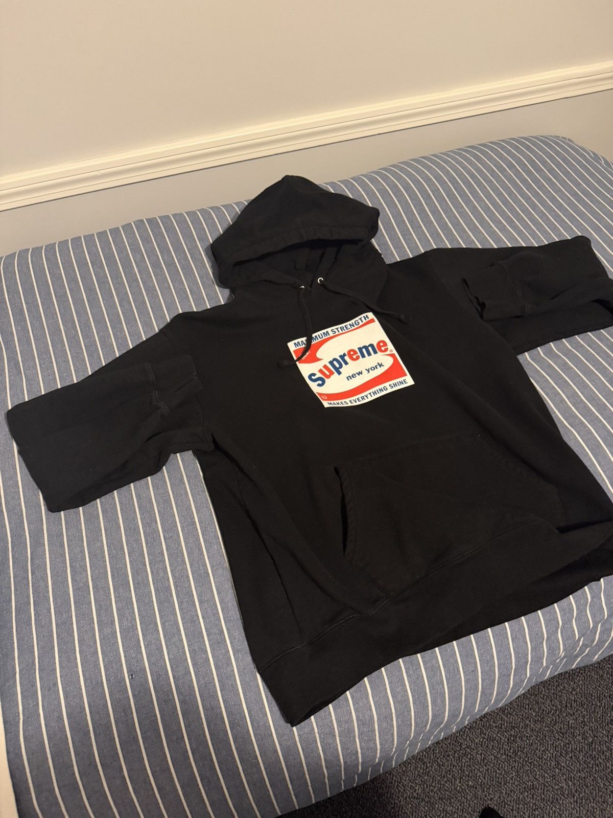 Supreme Supreme Maximum Strength Hoodie Size US L / EU 52-54 / 3 - 6 Thumbnail