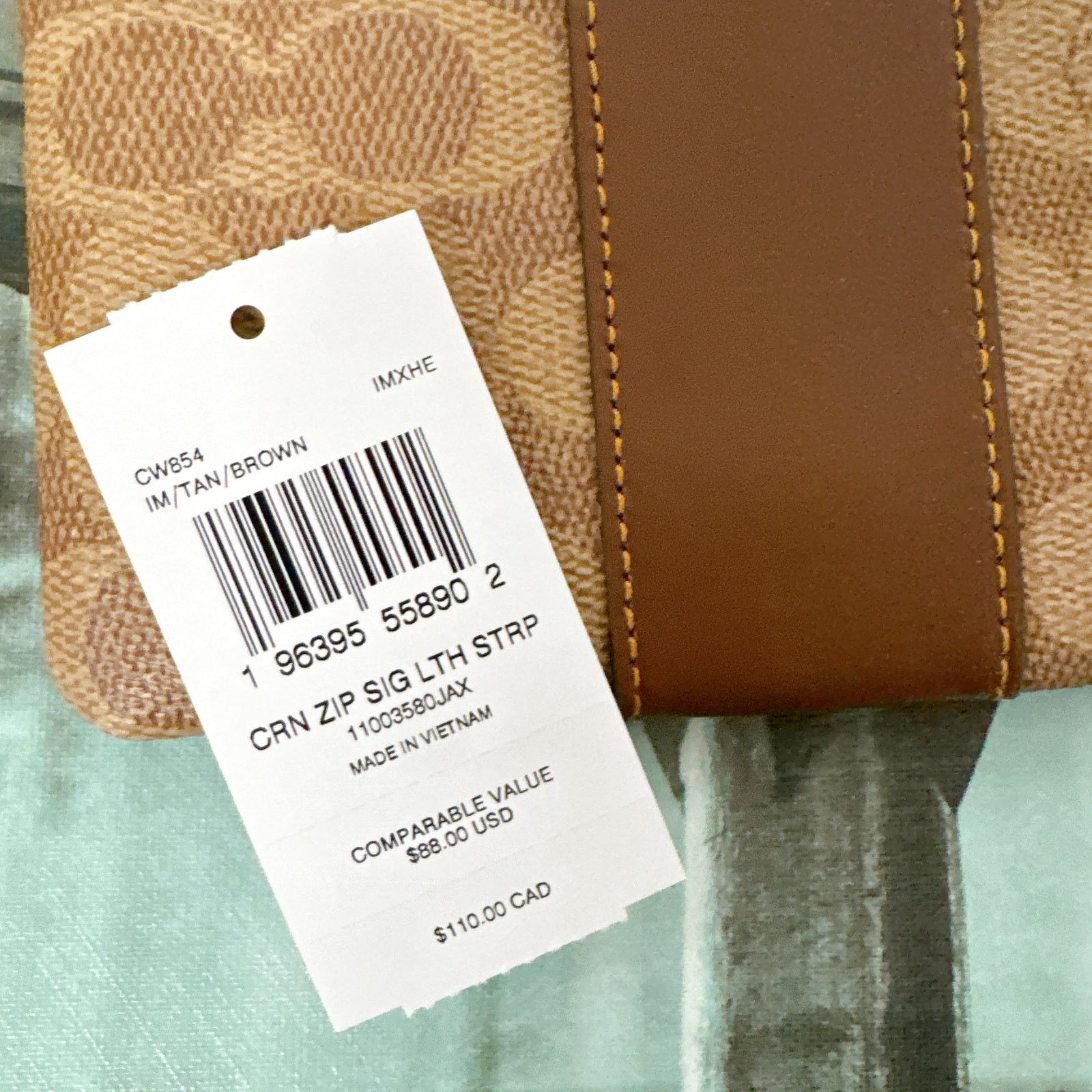 Coach Coach CW854 Corner Zip Wristlet In Signature Canvas Size ONE SIZE - 4 Thumbnail