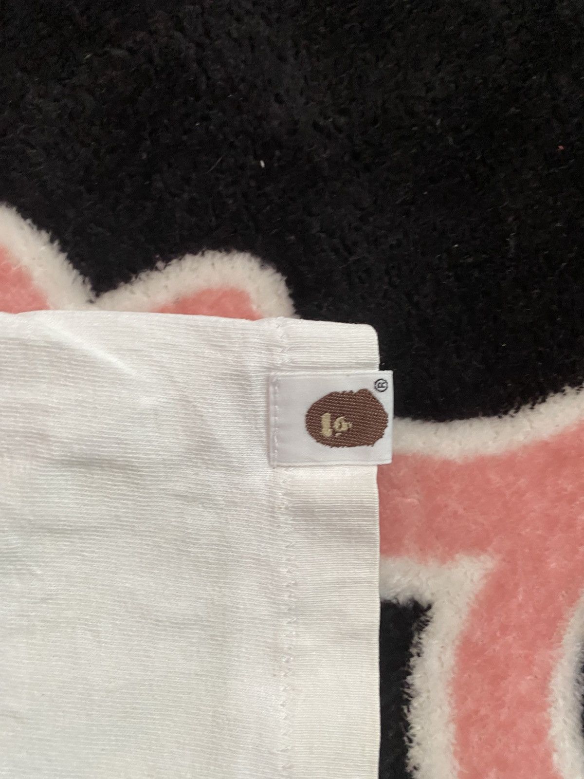 Bape A Bathing ape tshirt size M distressed big logo Size US L / EU 52-54 / 3 - 5 Thumbnail