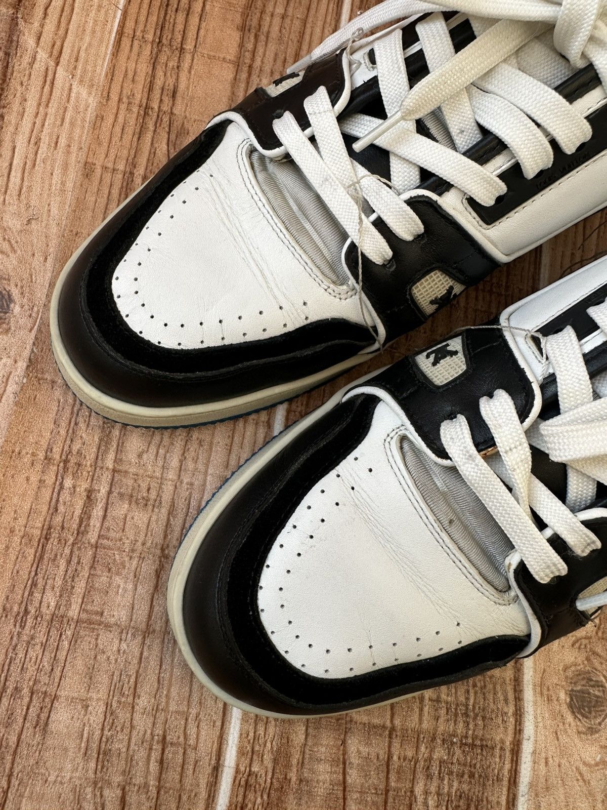 Louis Vuitton Louis Vuitton X Virgil Abloh Leather Lowtops Size US 9 / EU 42 - 5 Thumbnail